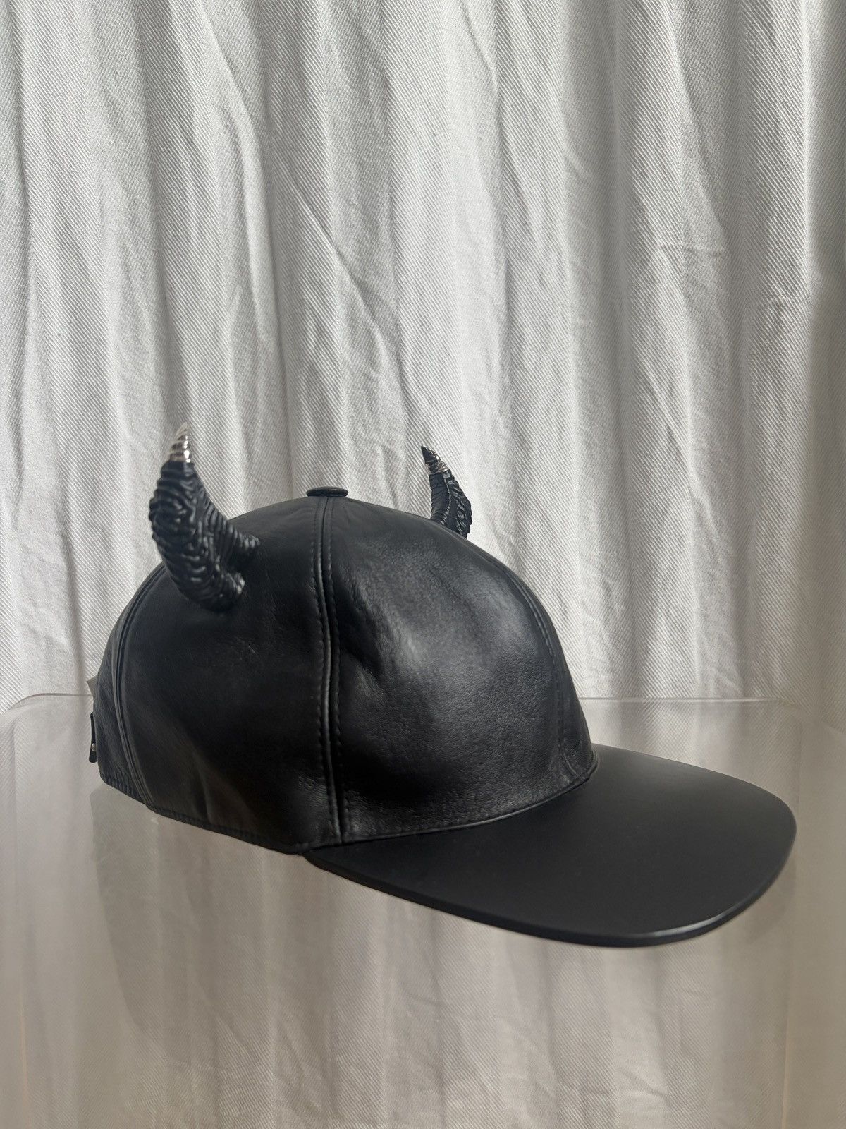 Givenchy SS21 Devil Horn Leather Cap Size ONE SIZE - 2 Thumbnail