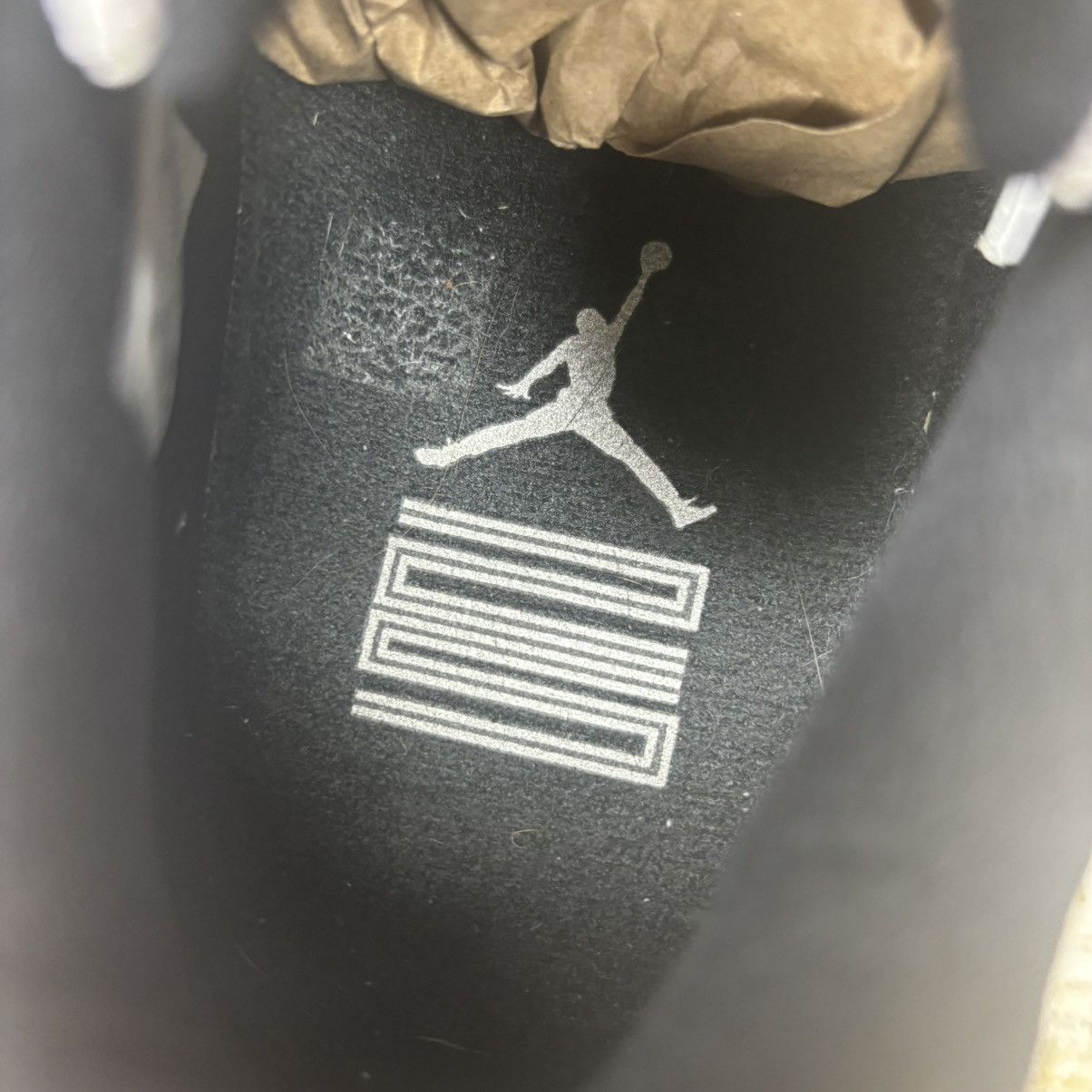 Jordan Brand Size 10-Jordan 11 Retro Low Legend Blue worn no box Size US 10 / EU 43 - 8 Thumbnail
