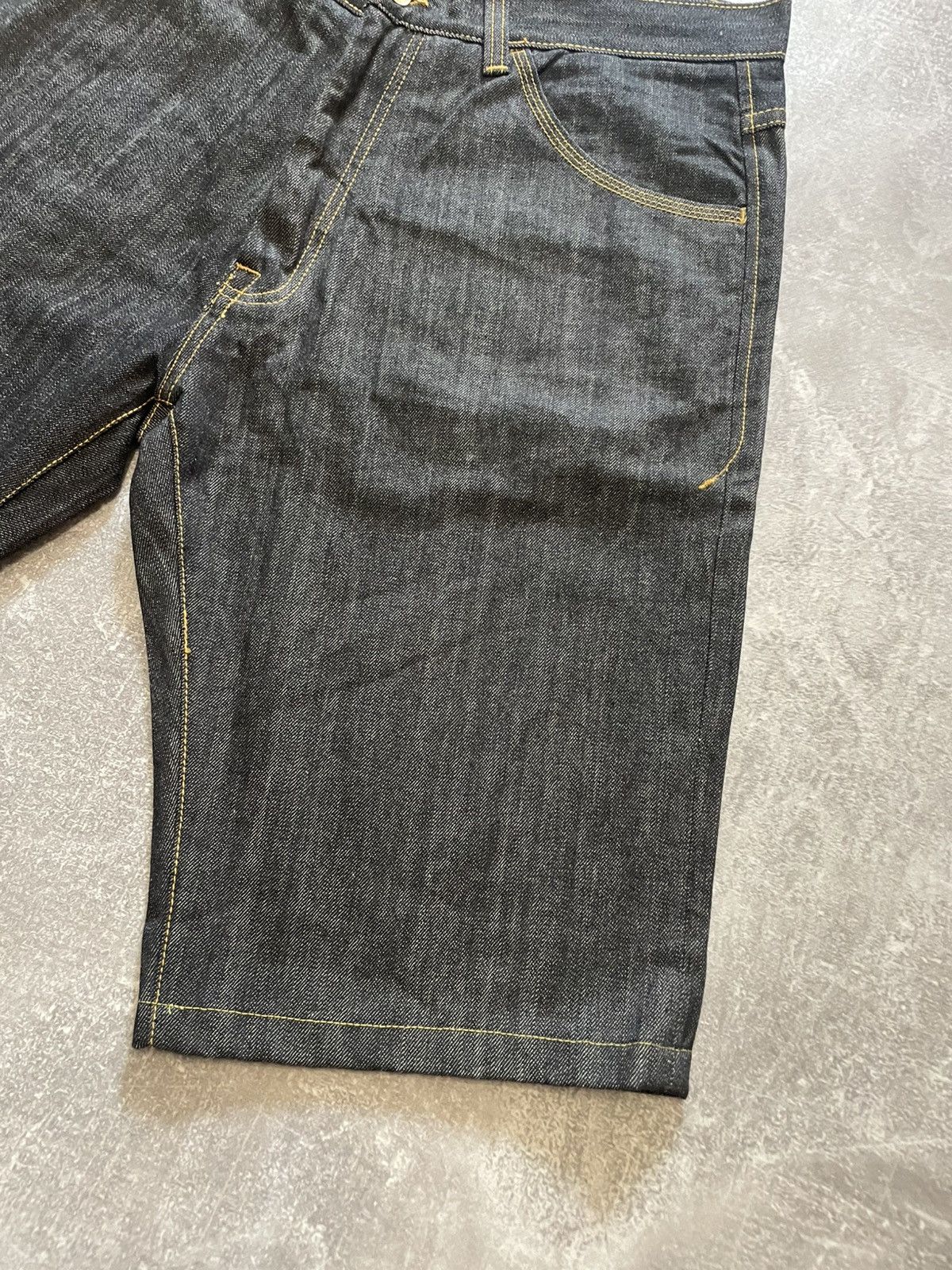 Rocawear × Vintage Vintage Rocawear Embroidered Logo Baggy Denim Shorts Size US 38 / EU 54 - 5 Thumbnail
