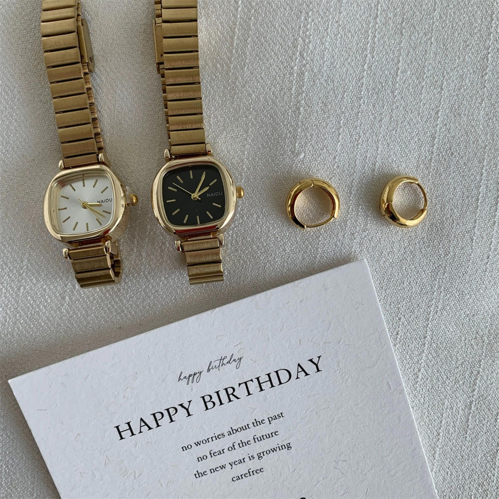 Jewelry Gold Square Face Fashion Watch, Elegant Gold Bracelet Size ONE SIZE - 2 Thumbnail