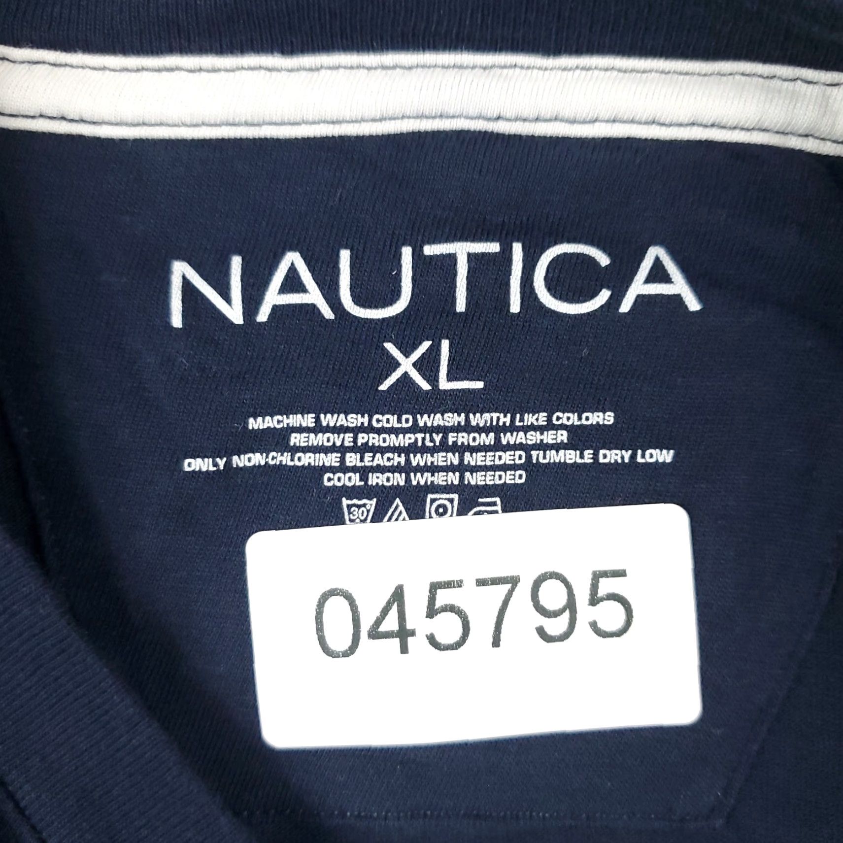 Nautica Nautica T Shirt Mens XL Blue Crew Neck Short Sleeve Cotton Logo Casual - Men XL Blue Nautica Shirt (Adult) Size US XL / EU 56 / 4 - 7 Thumbnail