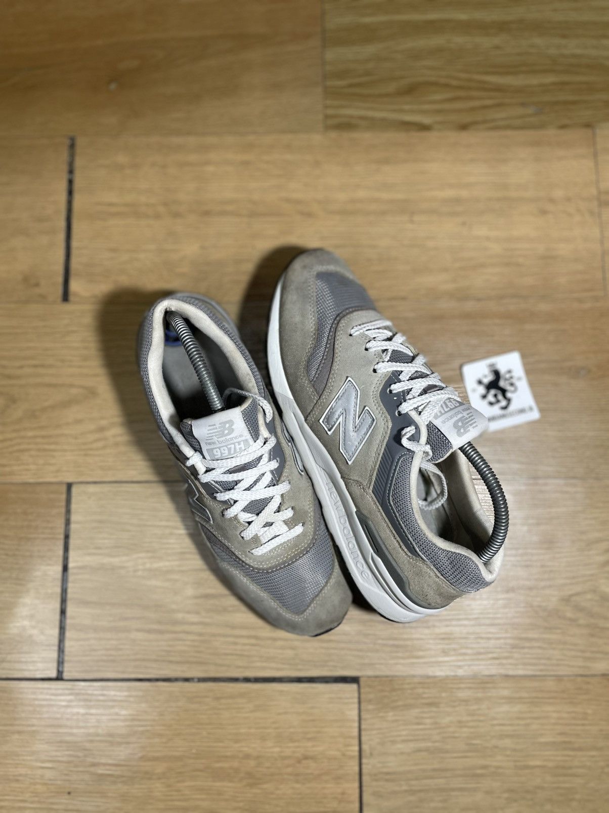 New Balance NEW BALANCE 997H Size US 7.5 / EU 40-41 - 3 Thumbnail