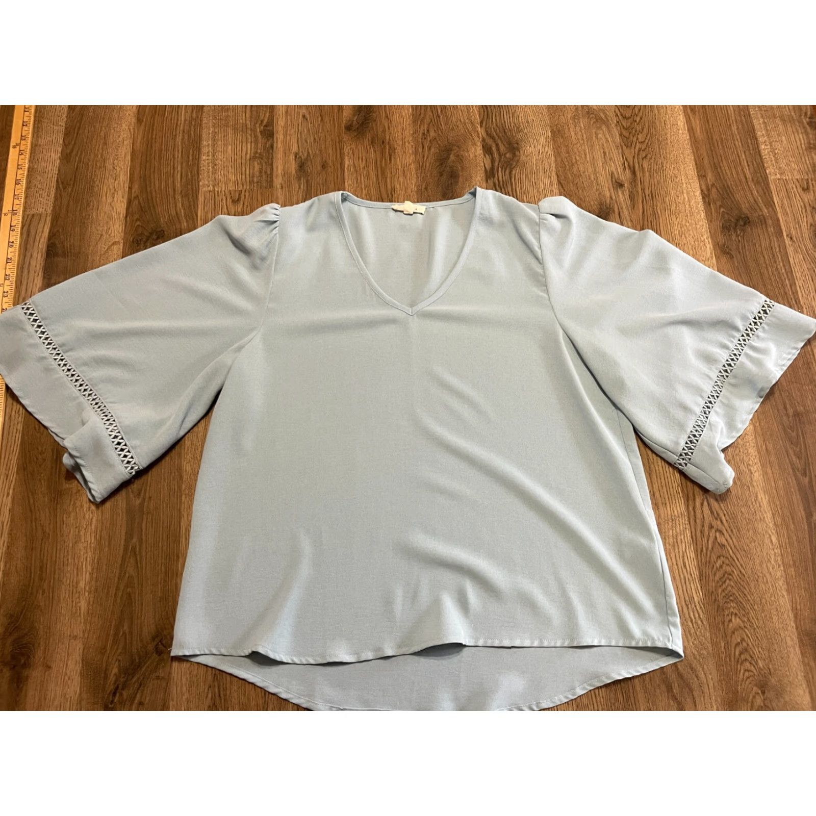 Vintage Gilli Blouse Women's Large Blue V-Neck 3/4 Flared Sleeve Shirt Womens Modern Casual Regular Fit Size L / US 10 / IT 46 - 2 Thumbnail