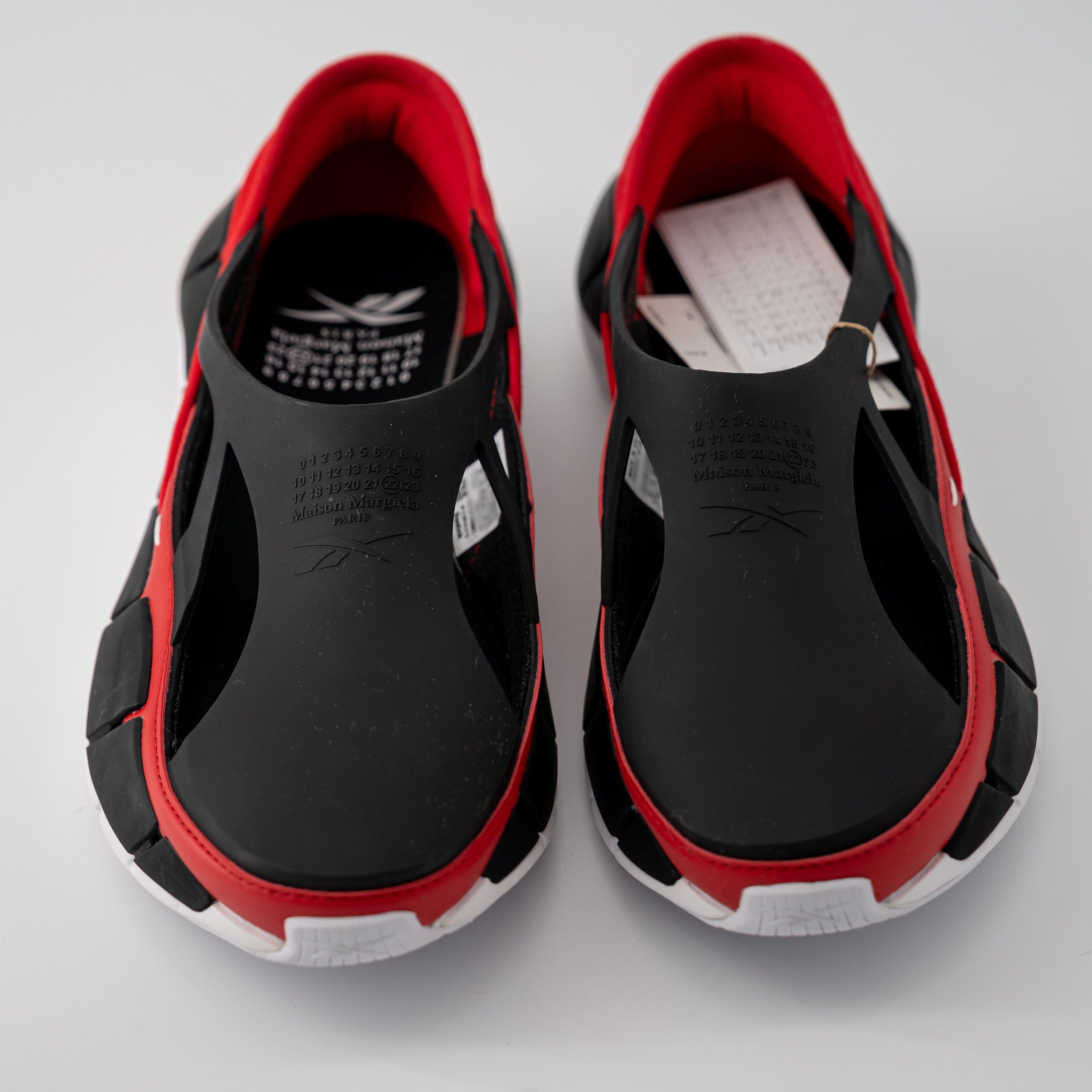 Maison Margiela × Reebok 9 Maison Margiela Reebok White Croafer Black Red Project 0 Size US 9 / EU 42 - 3 Thumbnail