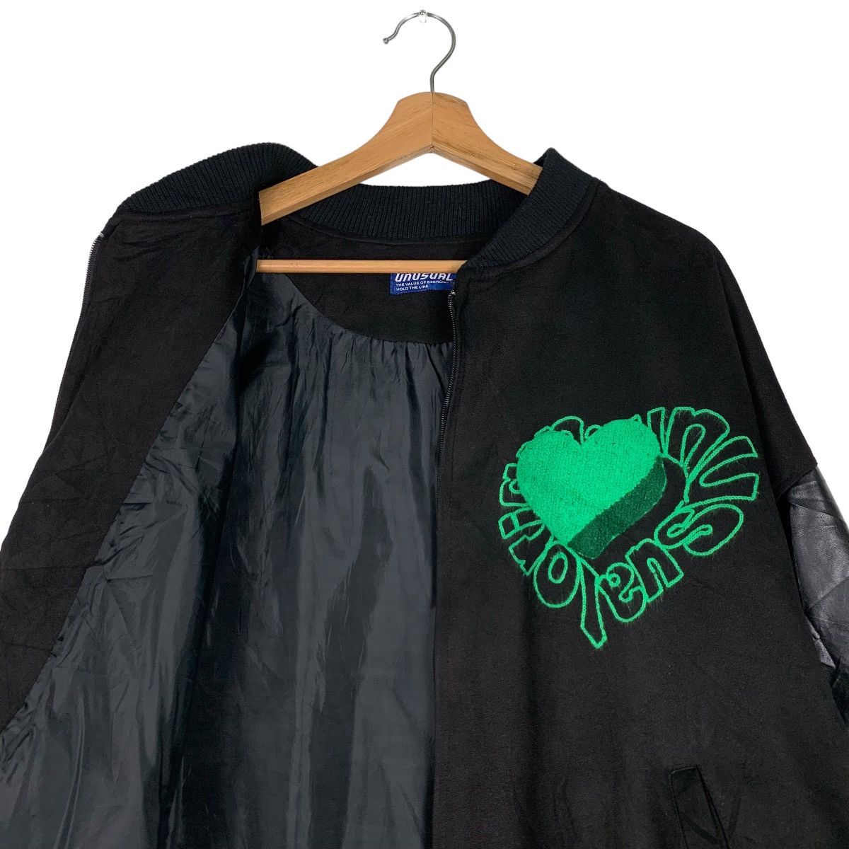 Japanese Brand UNUSUAL ORIGINAL Big Logo Oversized Bomber Jacket #0907-C40 Size US M / EU 48-50 / 2 - 10 Thumbnail