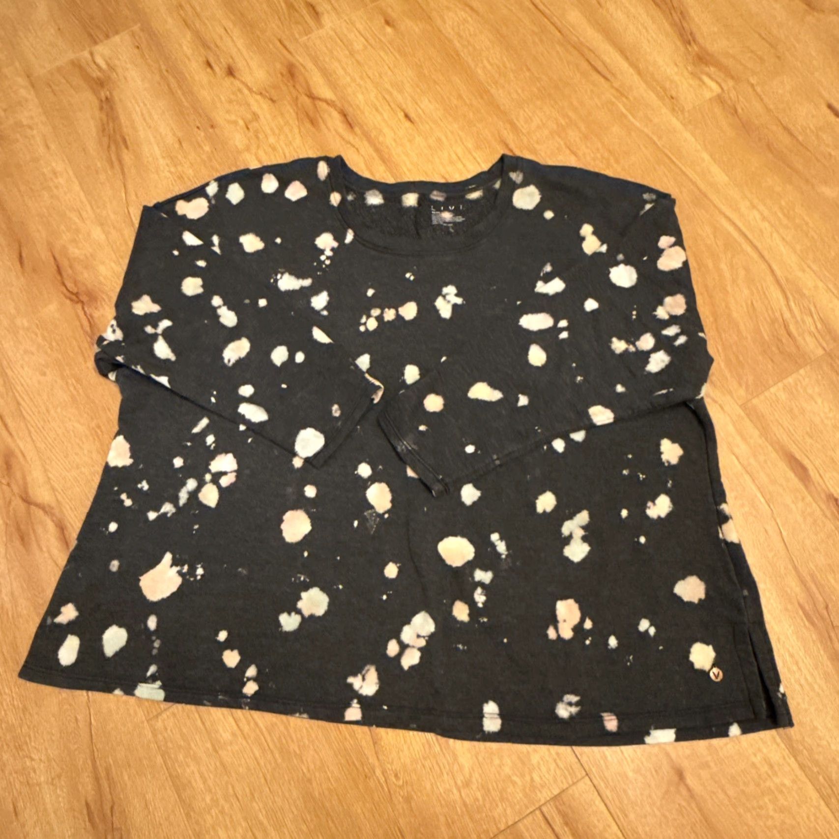 Vintage Livi Lane Bryant Gray Polka Dot Tie Dye Sweatshirt Women 28 Boho Pullover Long Sleeve Product Size 28 Womens Size 4XL / US 24-26 - 7 Thumbnail