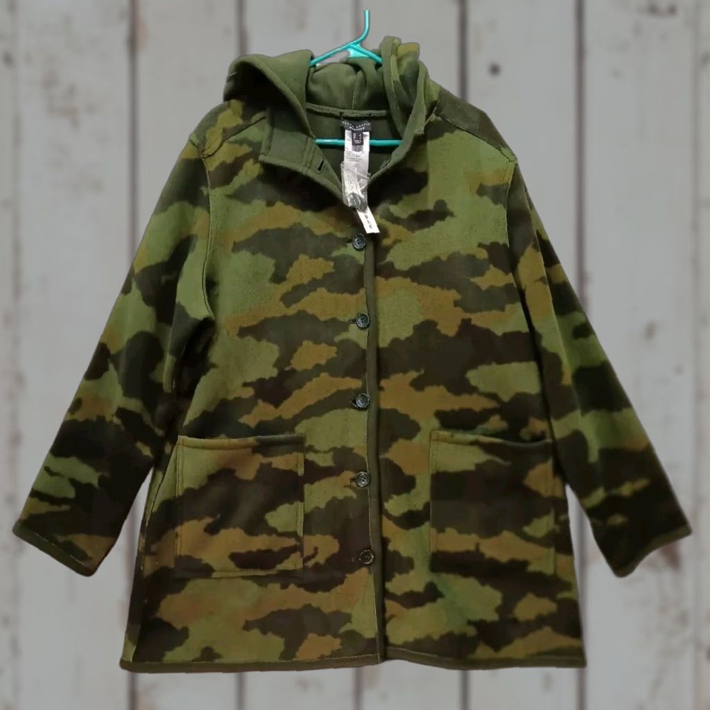 Susan Graver Weekend Reversible Fleece Jacket Womens L Reversible Camouflage Green NWT Jacket