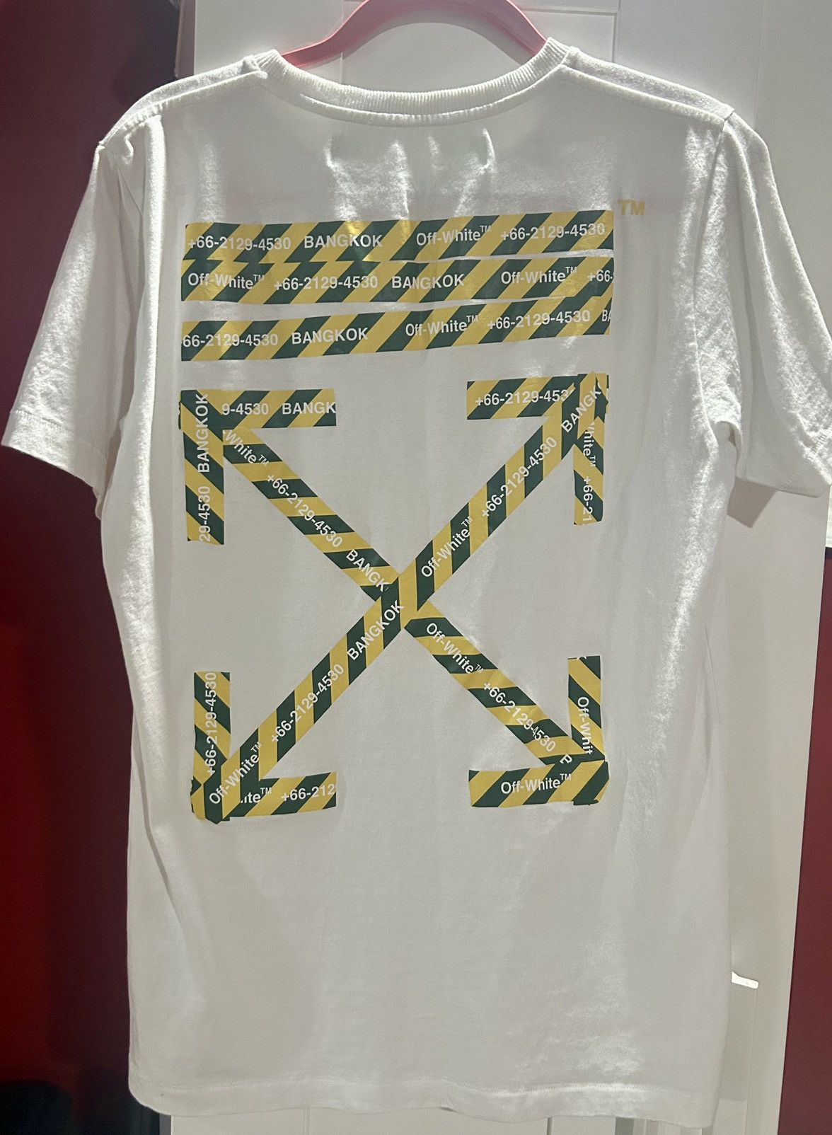 Off-White Off-White - "Bangkok" Tape Arrows T-Shirt Oversized Size S Size US S / EU 44-46 / 1 - 16 Thumbnail