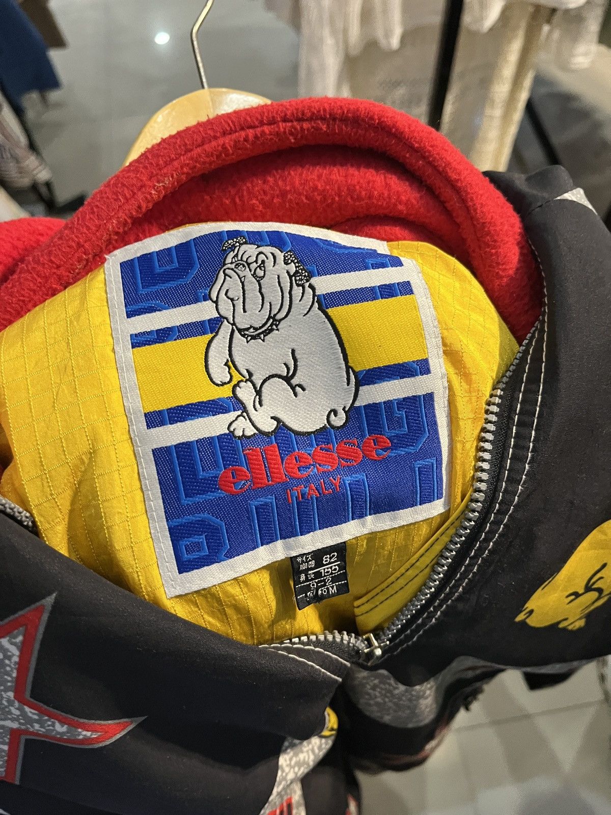 Ellesse × Vintage Ellesse bulldog Size US M / EU 48-50 / 2 - 3 Thumbnail