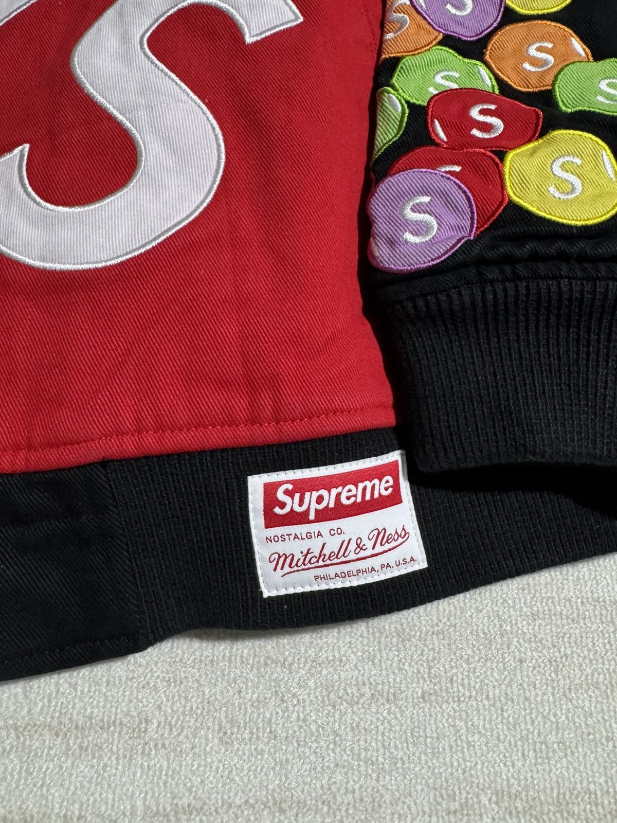 Supreme Supreme skittles Mitchell ness varsity jacket Size US M / EU 48-50 / 2 - 3 Thumbnail