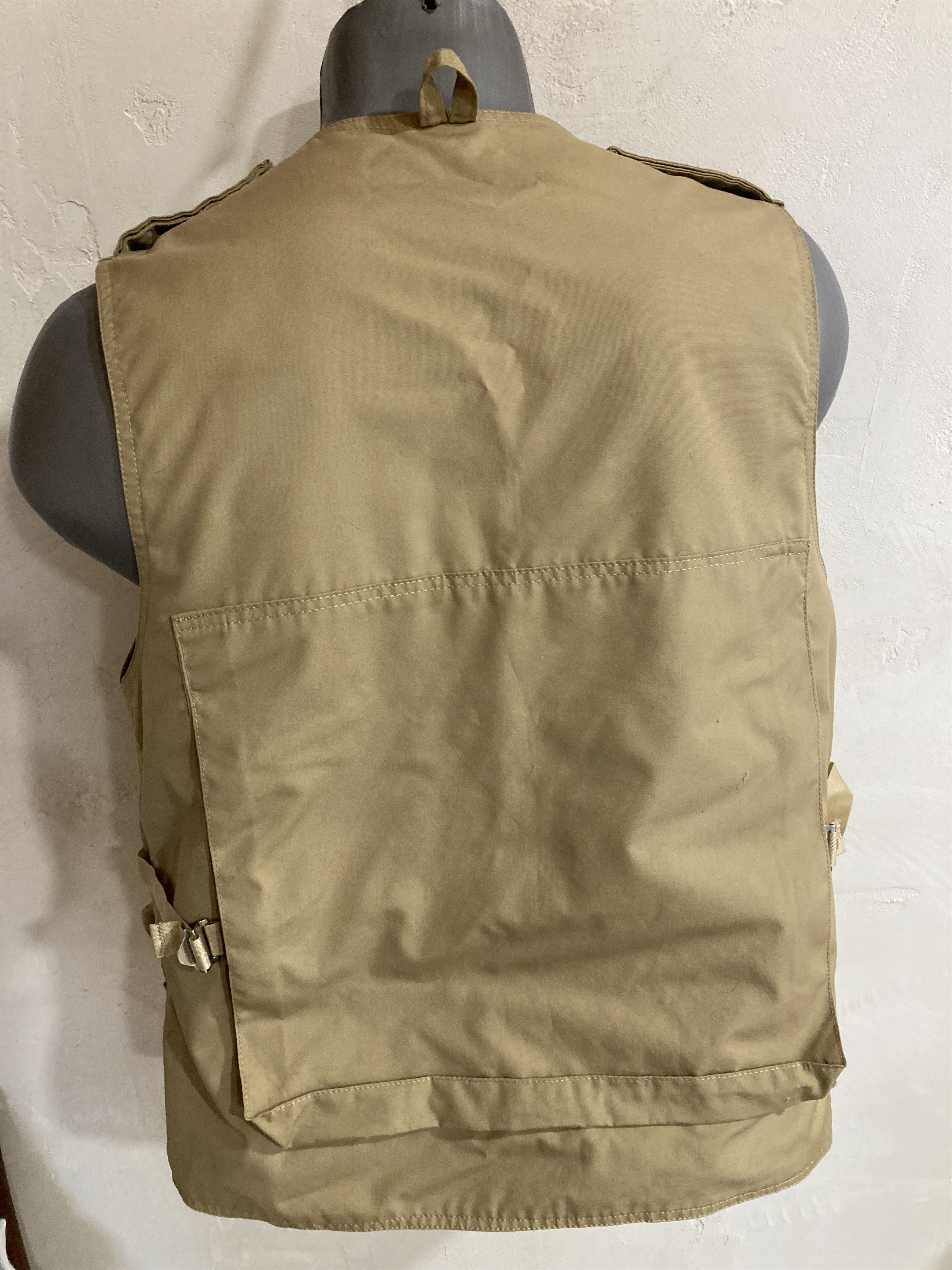 Japanese Brand Rare Vintage UN Shooting Vest Tactical 15 Pockets Japan Size US M / EU 48-50 / 2 - 2 Thumbnail