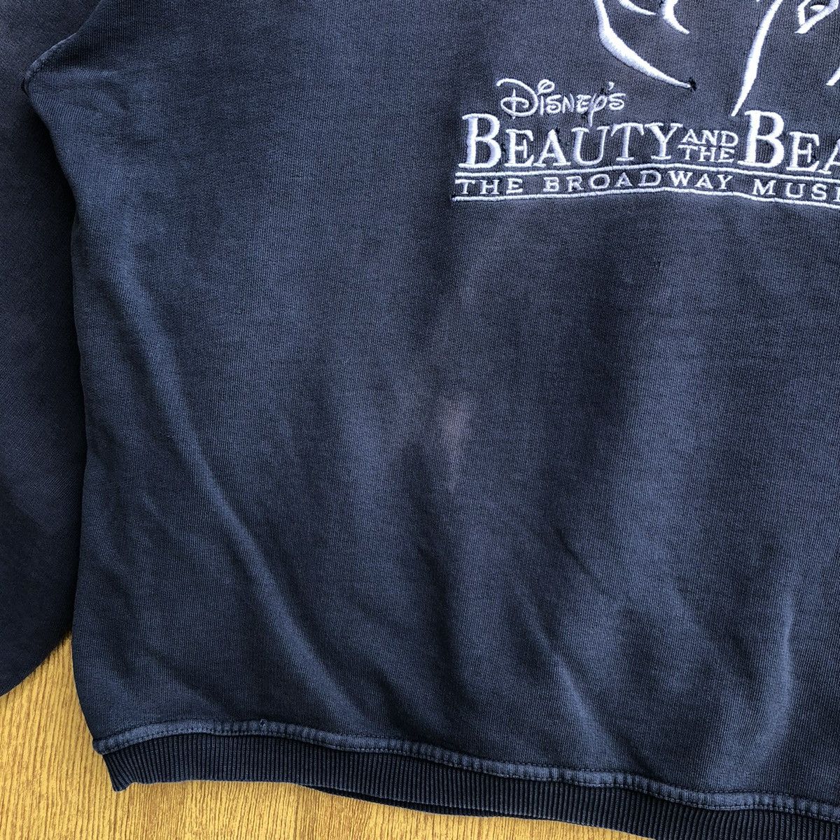 Disney × Vintage Vintage Beauty And The Beast Sweatshirt Musical Disney Size US XL / EU 56 / 4 - 5 Thumbnail
