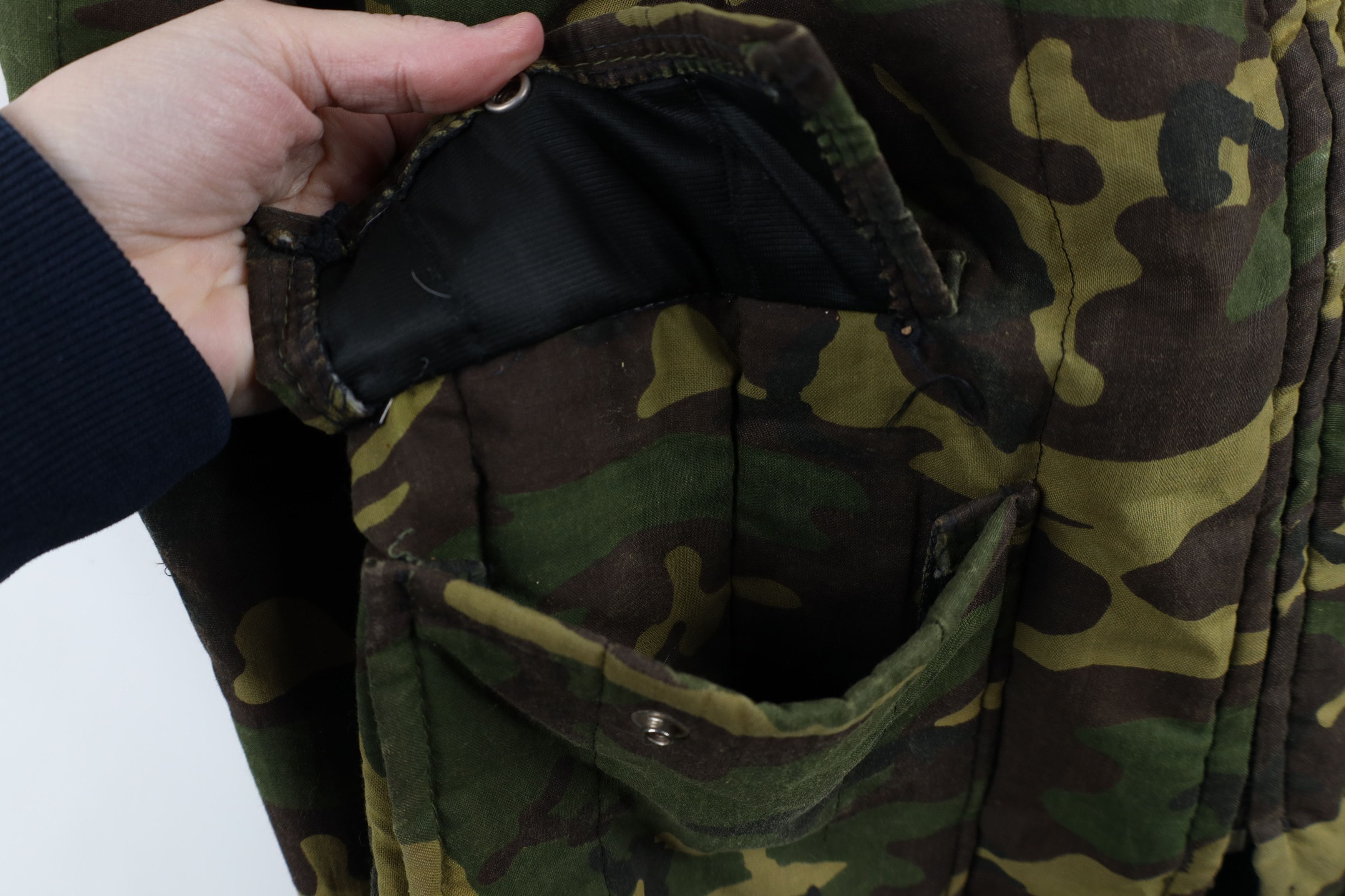 Vintage Vintage 70s Streetwear Camouflage Full Zip Jacket USA Size US L / EU 52-54 / 3 - 5 Thumbnail