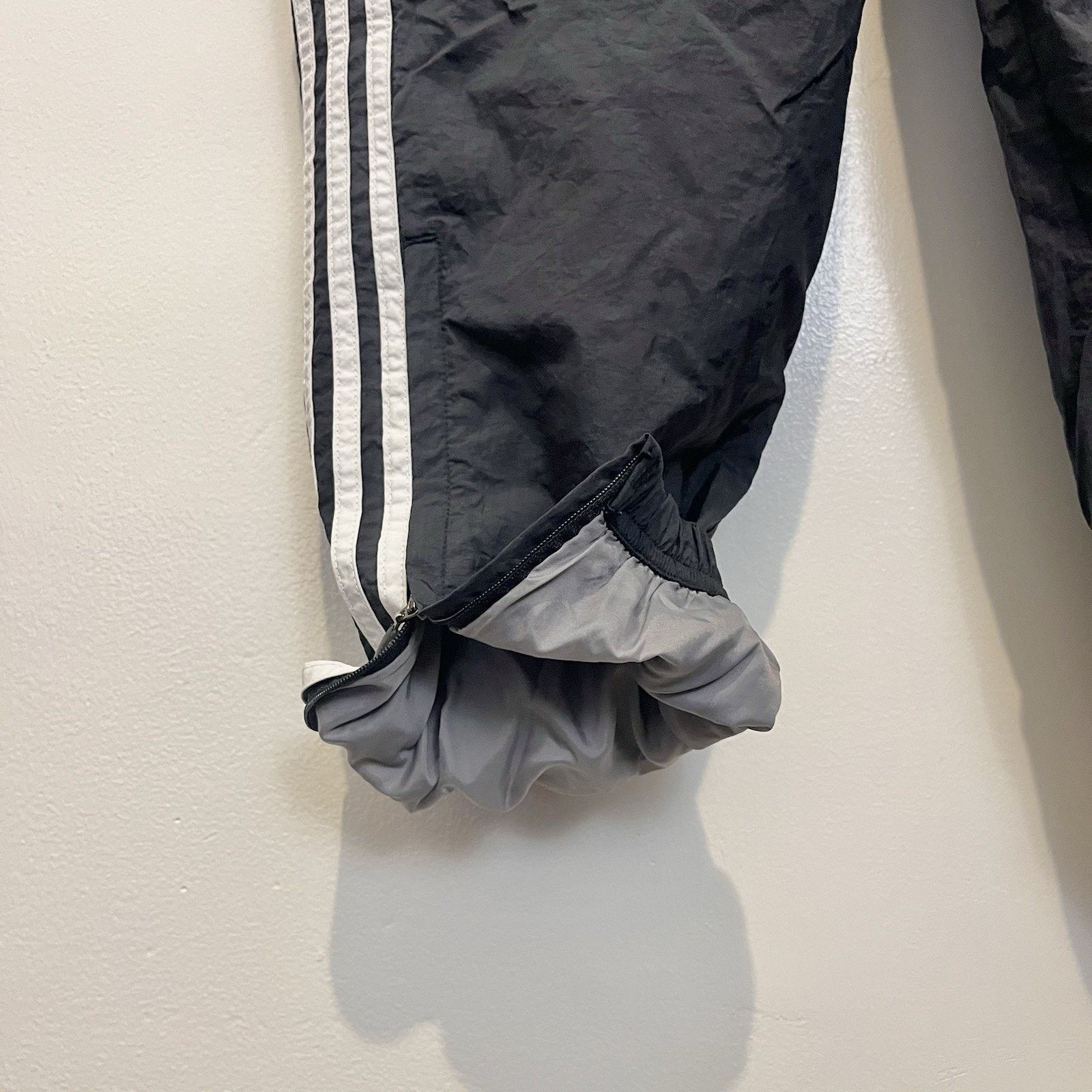 Adidas 1990s Adidas Track Pants Lined Firebird VTG 3 Stripe M Size US 32 / EU 48 - 4 Thumbnail