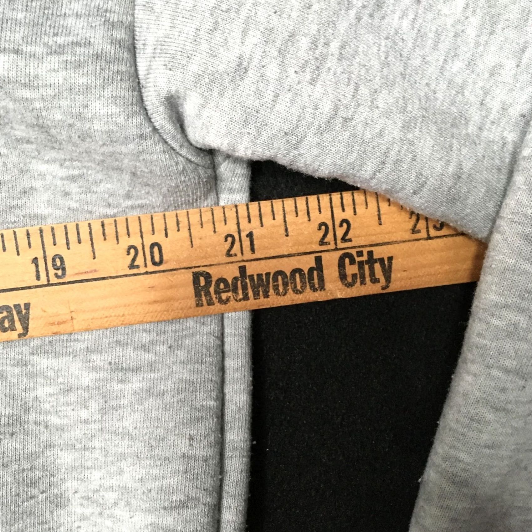 Shein Nike Sweatshirt Mens L Gray Black Long Sleeve Stretch Shirt/Top Size US L / EU 52-54 / 3 - 5 Thumbnail