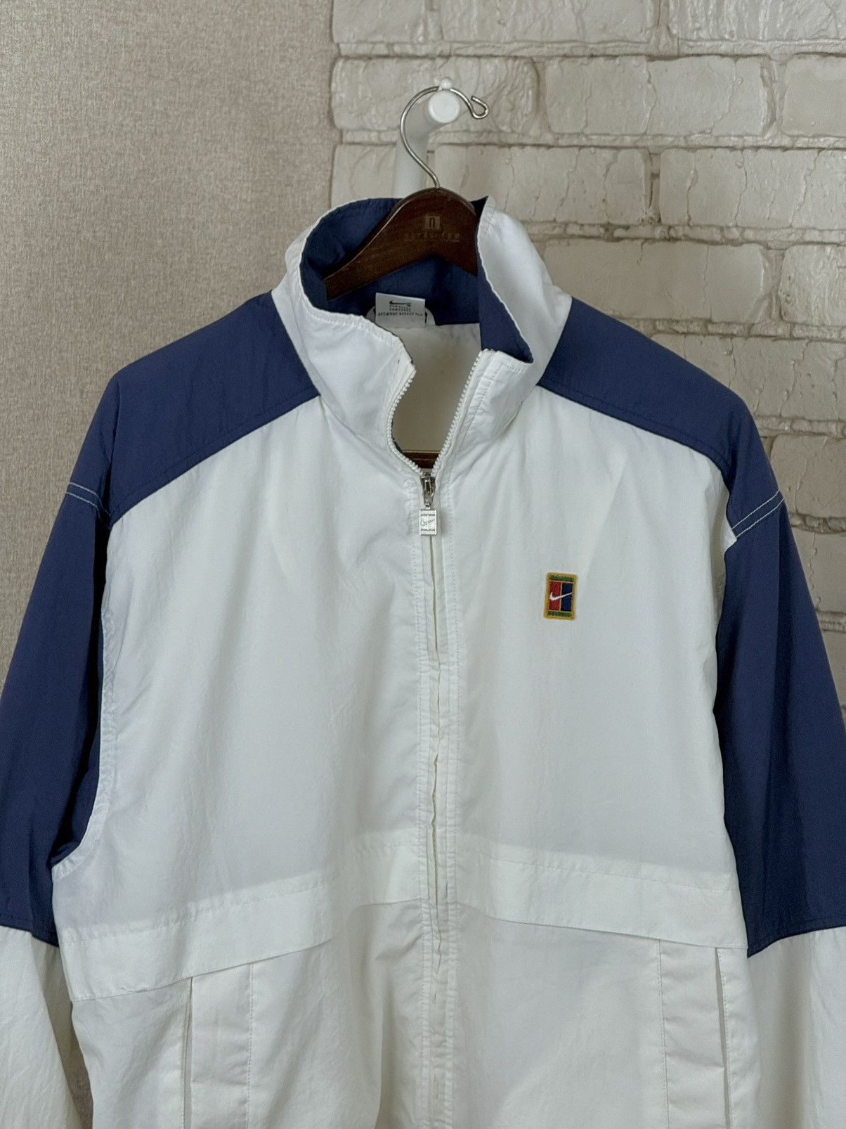 Nike Vintage Nike Challenge Court Mens White Blue Track Jacket Size US M / EU 48-50 / 2 - 2 Thumbnail