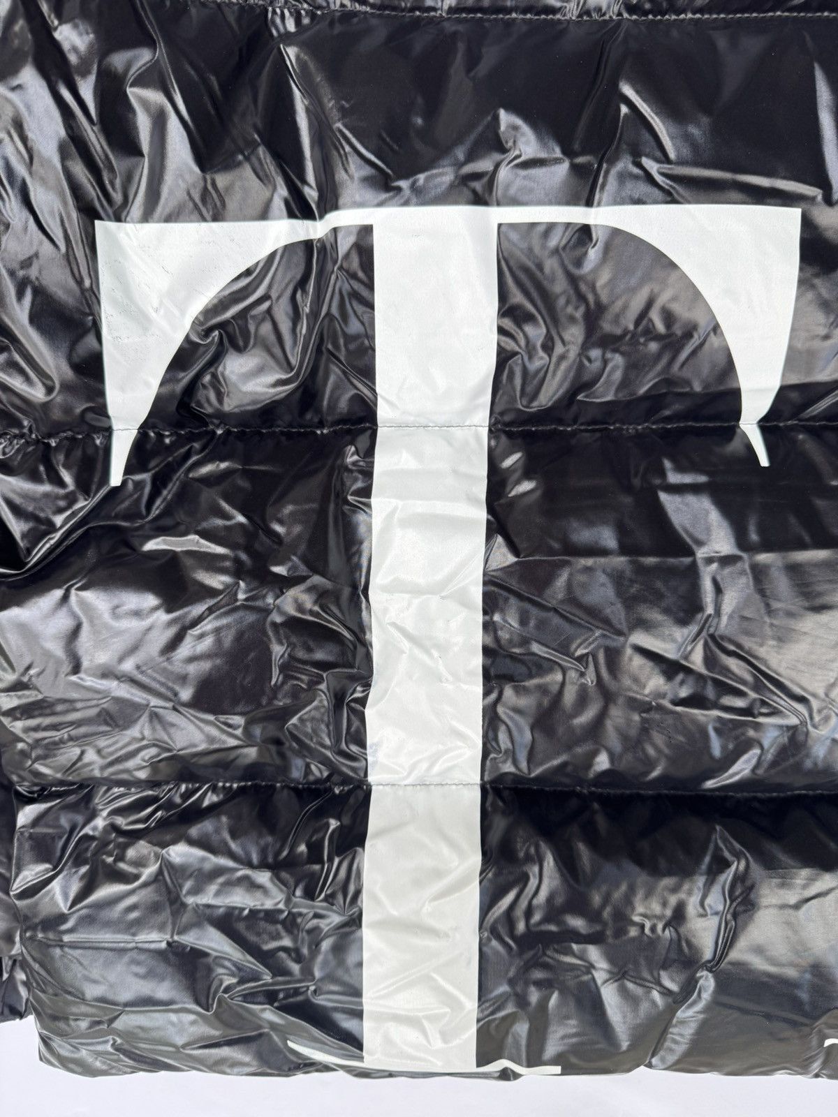 Moncler × Valentino Valentino X Moncler down jacket puffer Size US L / EU 52-54 / 3 - 8 Thumbnail