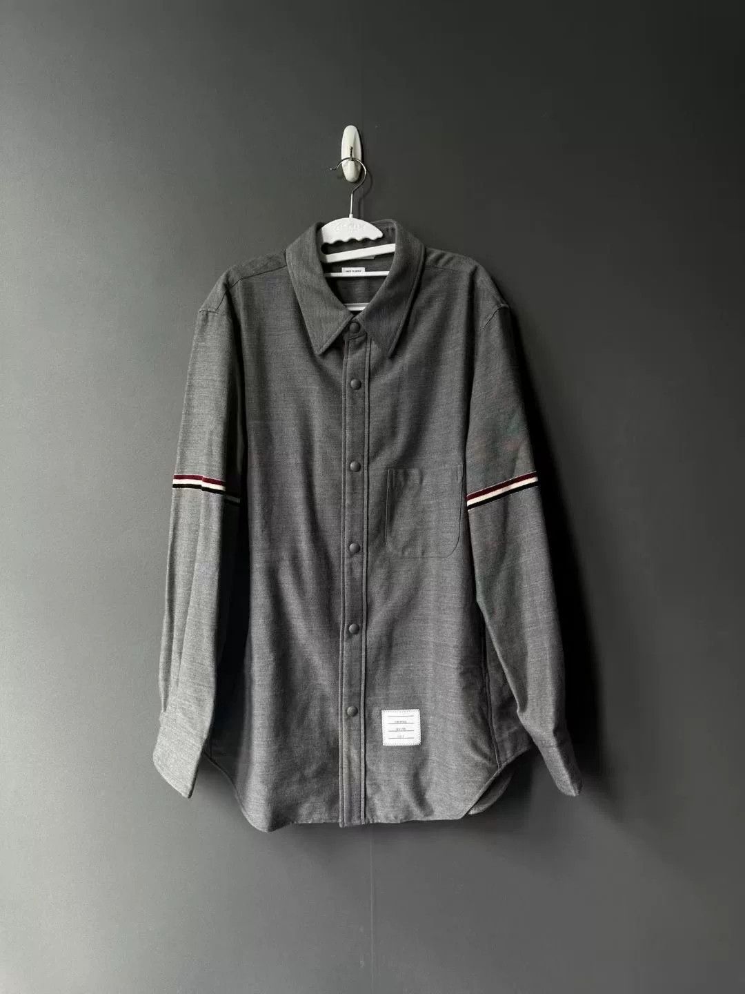 Thom Browne thom browne gray wool shirt jacket Size US L / EU 52-54 / 3 - 1 Thumbnail