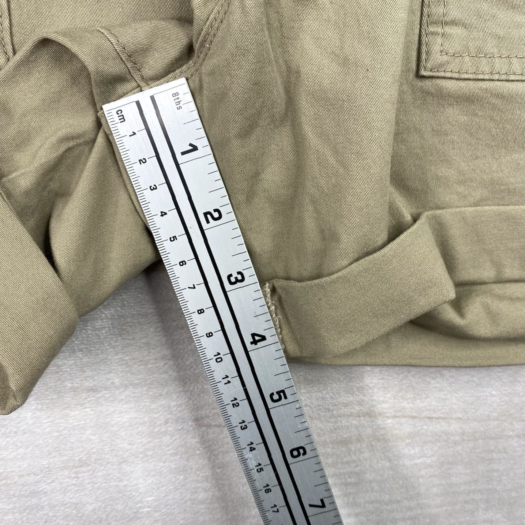 Vintage Terra & Sky Shorts Womens 18W Tan Button Up Cuffed Pockets Stretch Khaki NWT Size 40" / US 18 - 7 Thumbnail