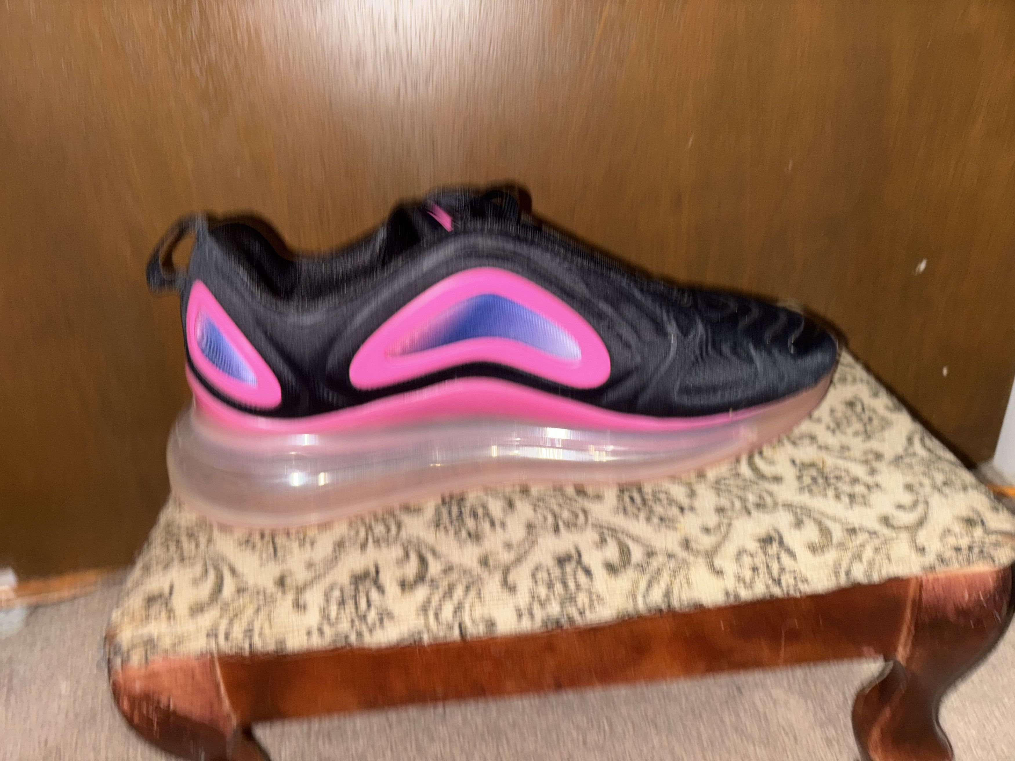Nike Nike Airmax 720 Pink Black Size US 9 / EU 42 - 3 Thumbnail