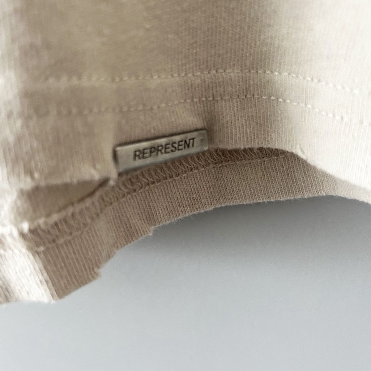 Represent Clo. Represent t-shirt Size US L / EU 52-54 / 3 - 3 Thumbnail