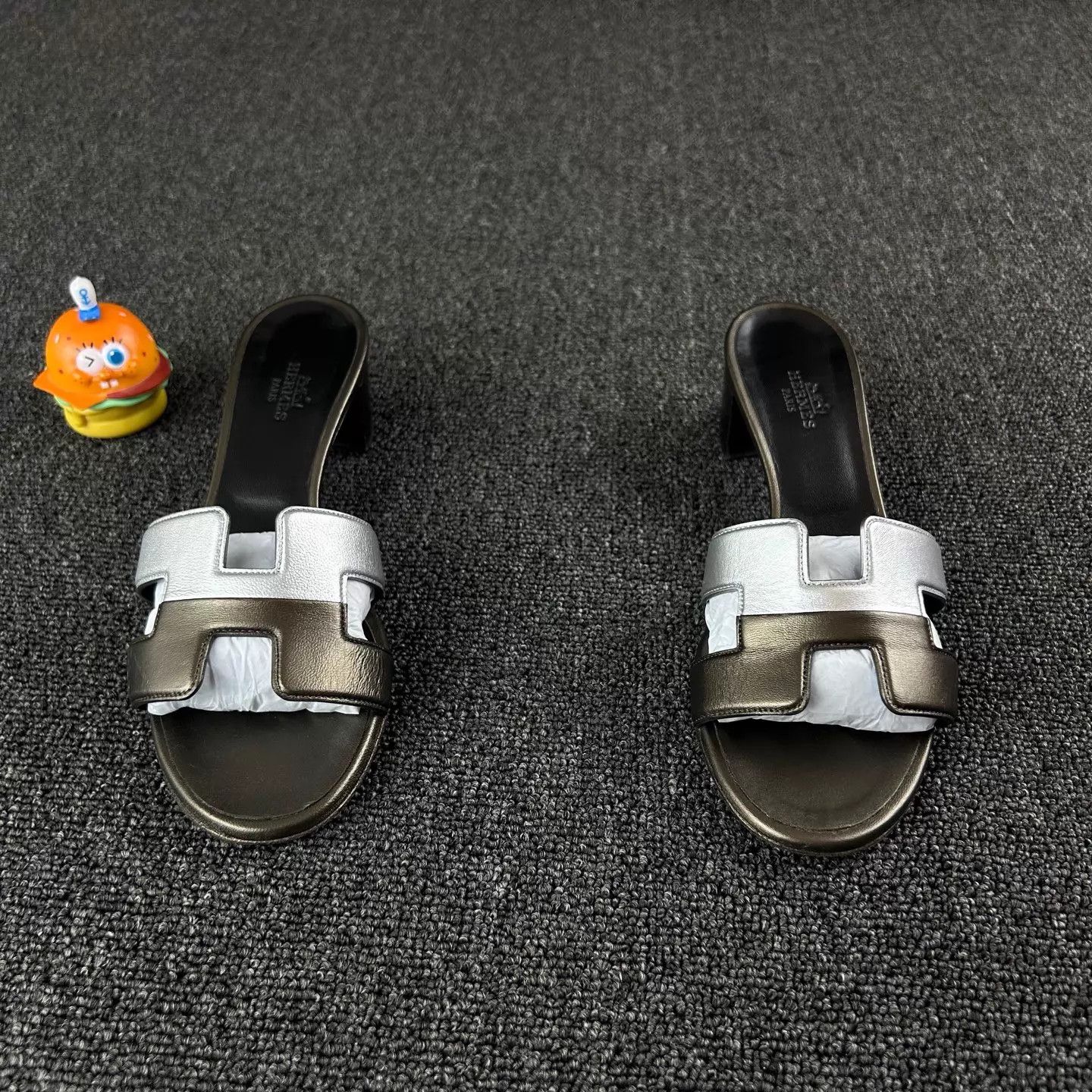 Hermes Hermes Colorblock H Logo Slide EU37 Like New HB6638 Size US 6.5 / IT 36.5 - 2 Thumbnail