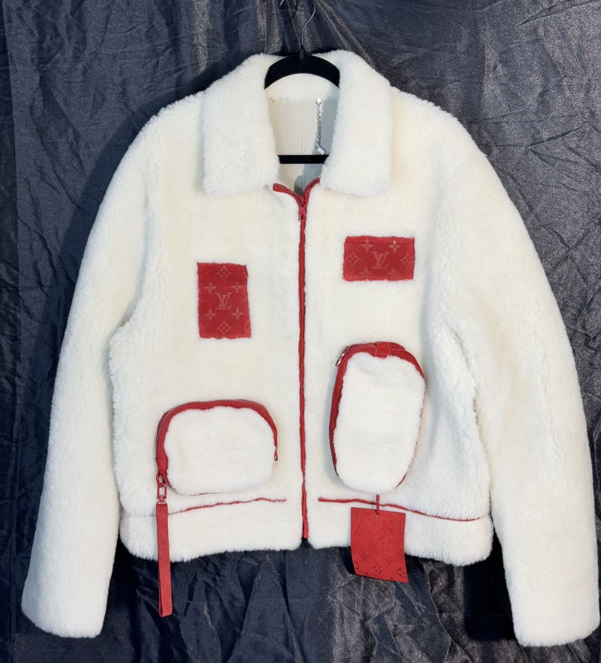 Louis Vuitton Louis Vuitton Multipocket Shearling Jacket Size US L / EU 52-54 / 3 - 1 Thumbnail