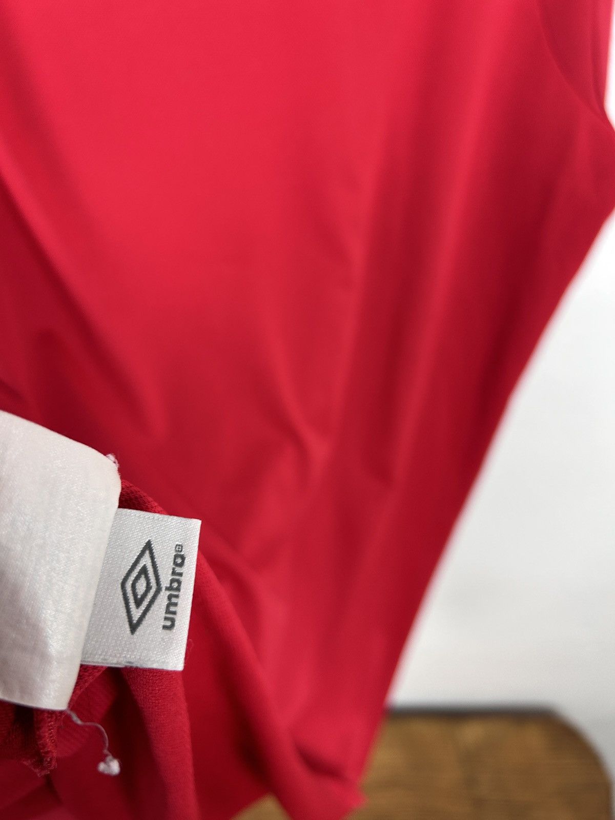 Umbro Umbro x England 2010 Away Kit Soccer Jersey In Red Size US L / EU 52-54 / 3 - 8 Thumbnail