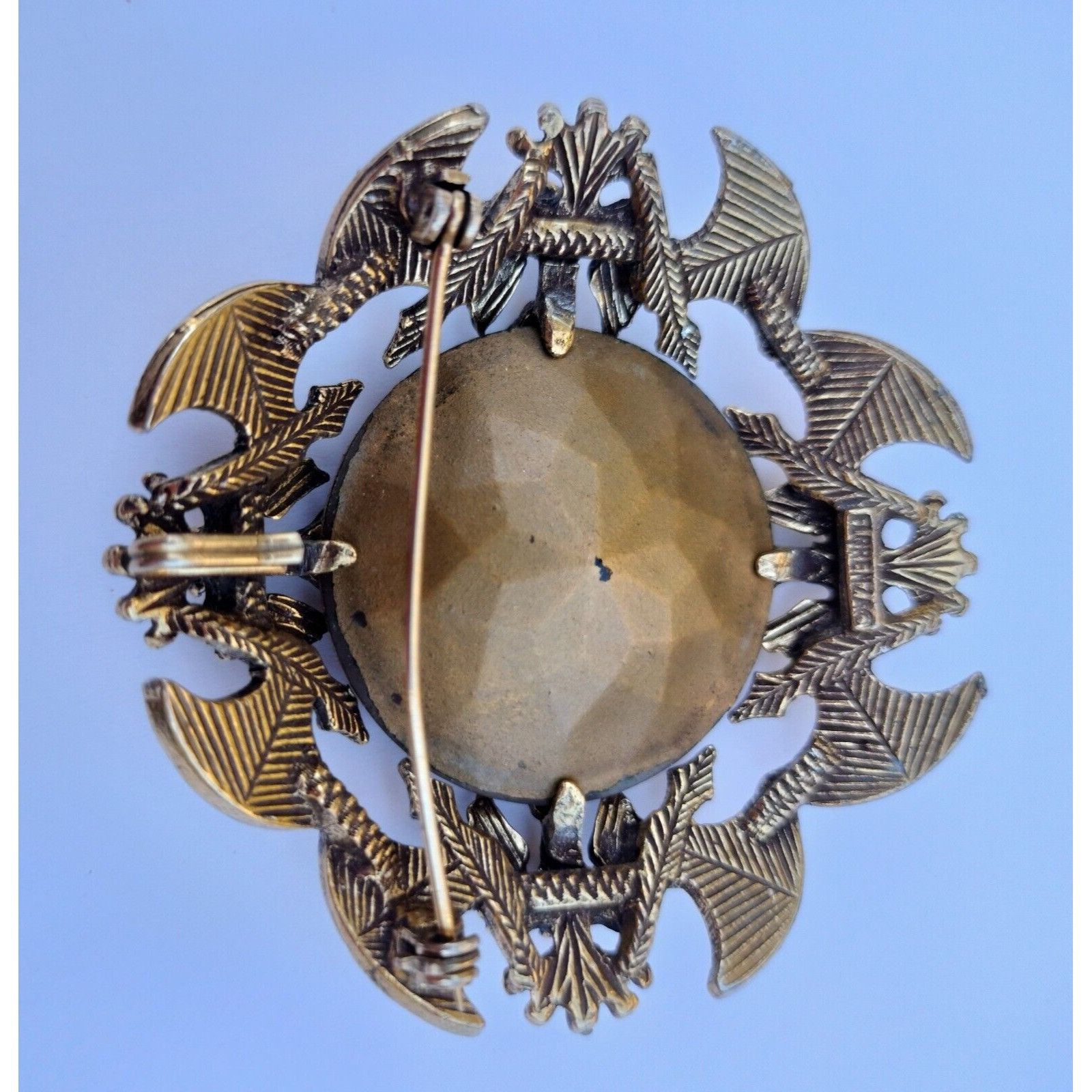 Vintage Florenza Brooch Cognac Faceted Glass AB Stones Coat Arms Pen Size ONE SIZE - 13 Thumbnail