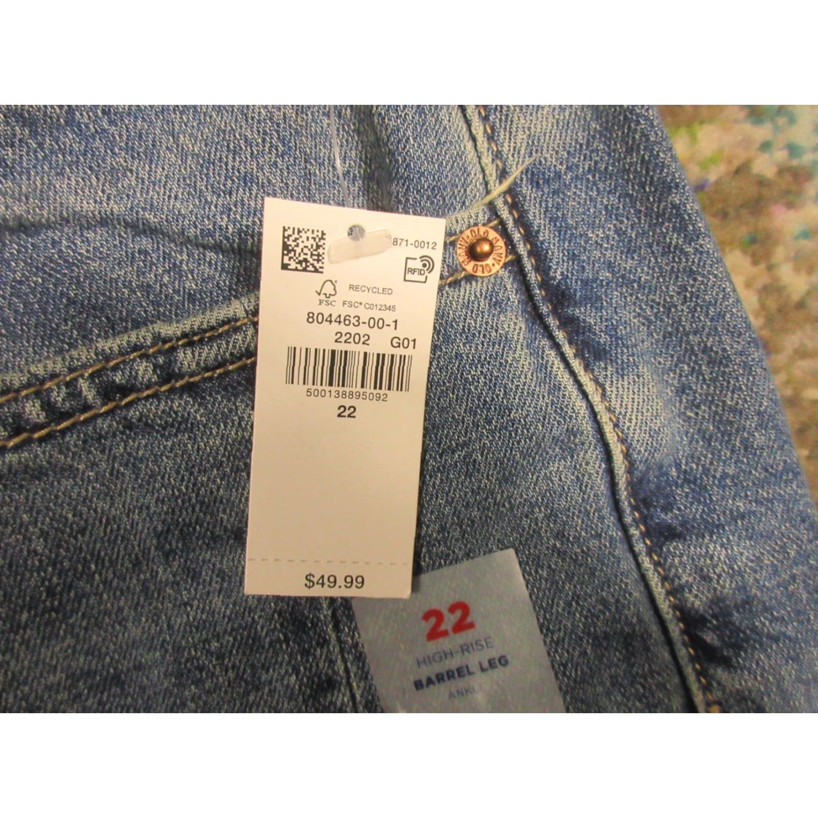 Old Navy Old Navy Jeans Women’s 22 Barrel Leg High Rise Denim Blue Medium Wash Plus Size NWT Button 5-Pocket Cotton Spandex Vintage? No Size 40" / US 18 - 4 Thumbnail