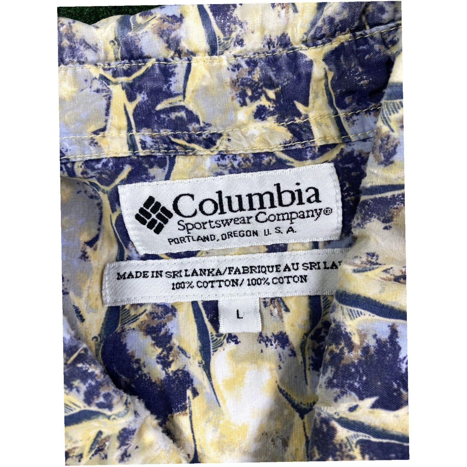 Vintage Vtg Columbia Button Up Mens Camp Shirt Fish Made In USA Mens Sz L swordfish Size US L / EU 52-54 / 3 - 5 Thumbnail