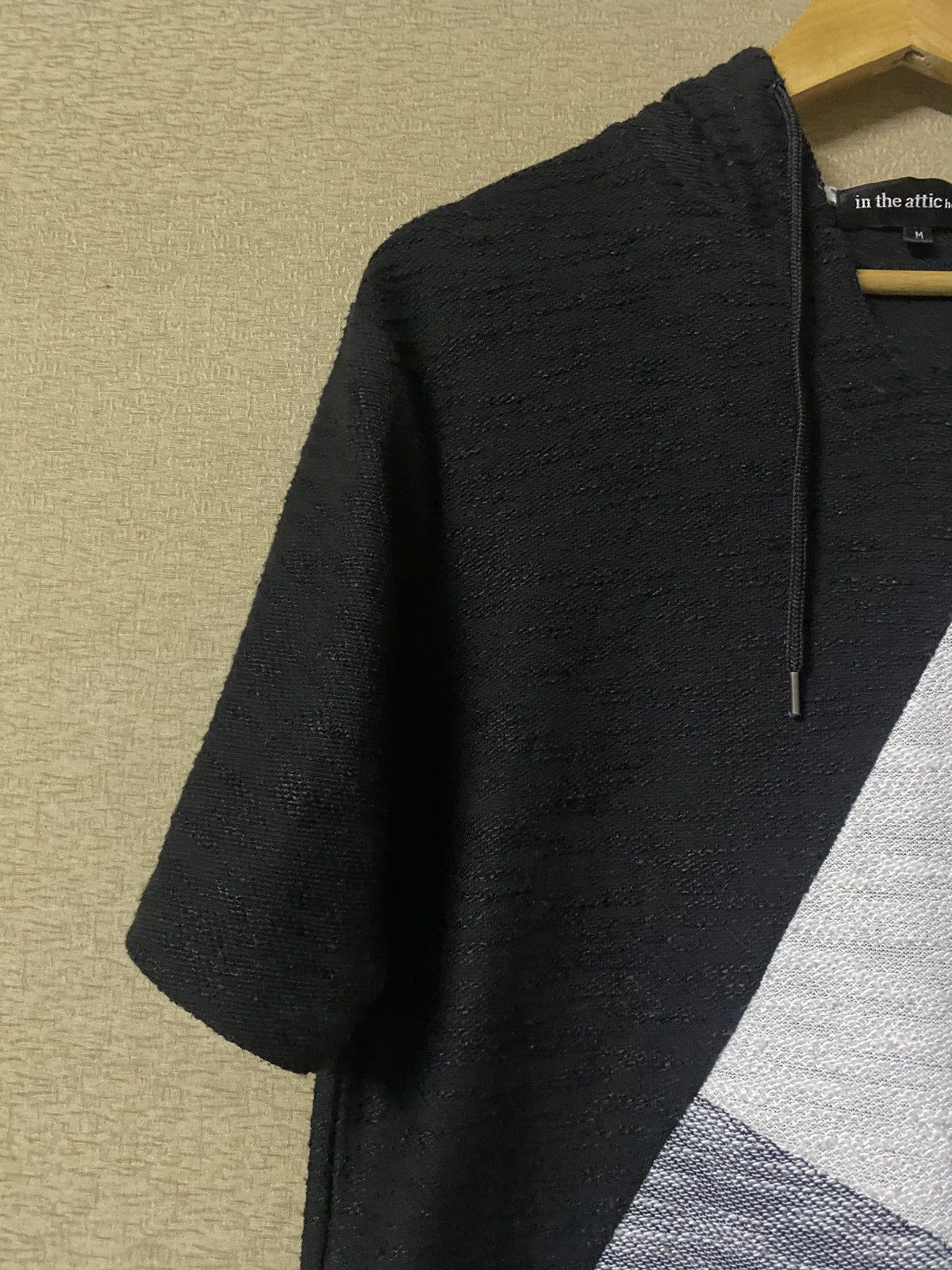 In The Attic IN THE ATTIC HOMME Half Sleeves Blend Colour Block Hoodie Size US M / EU 48-50 / 2 - 2 Thumbnail