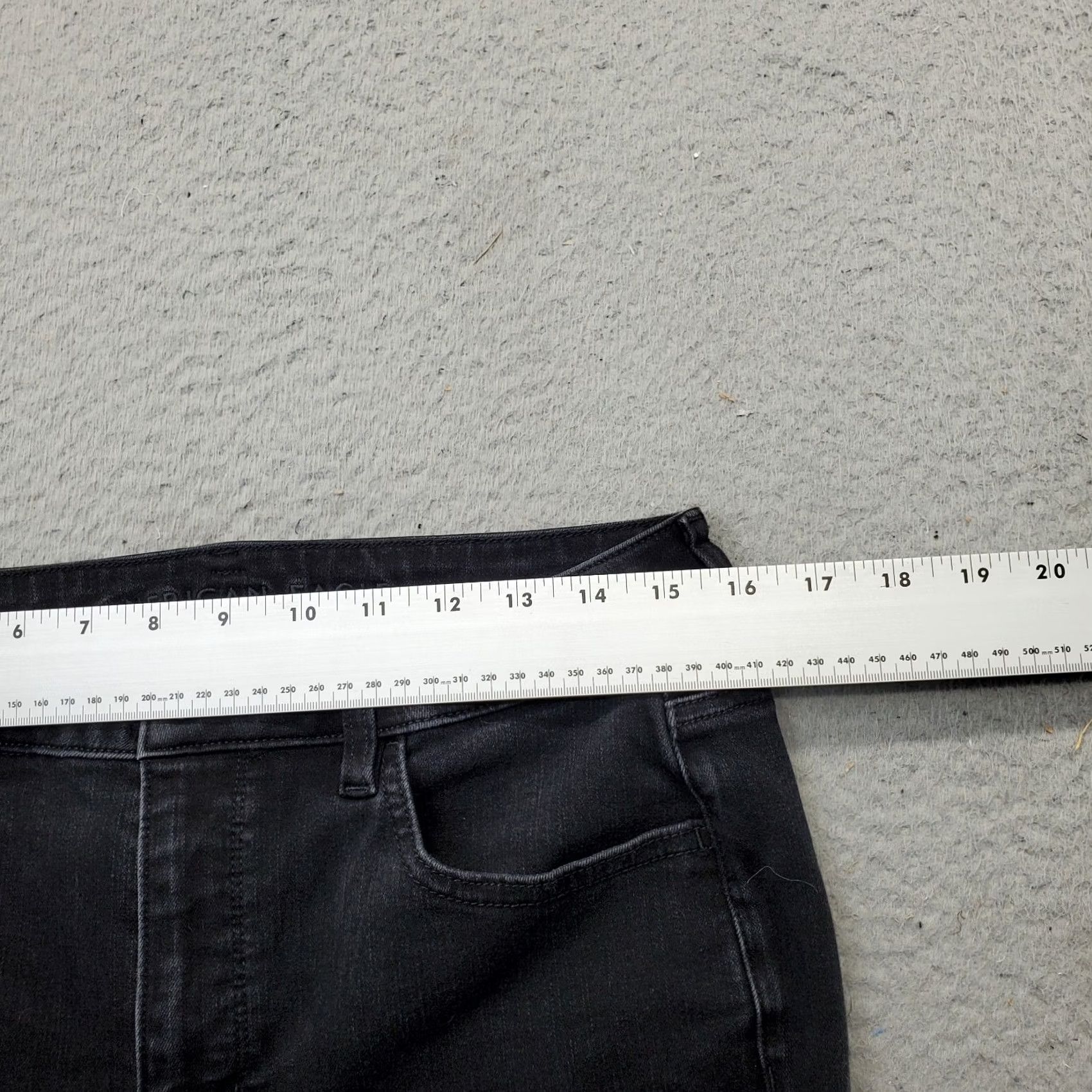 American Eagle Outfitters American Eagle Outfitters Jeans Women Size 12 Black Denim Dream Stretch Straight Leg Comfort Pockets 32 Inseam 26.75 in Mens Womens Girls Boys Size 34" / US 12 / IT 48 - 5 Thumbnail