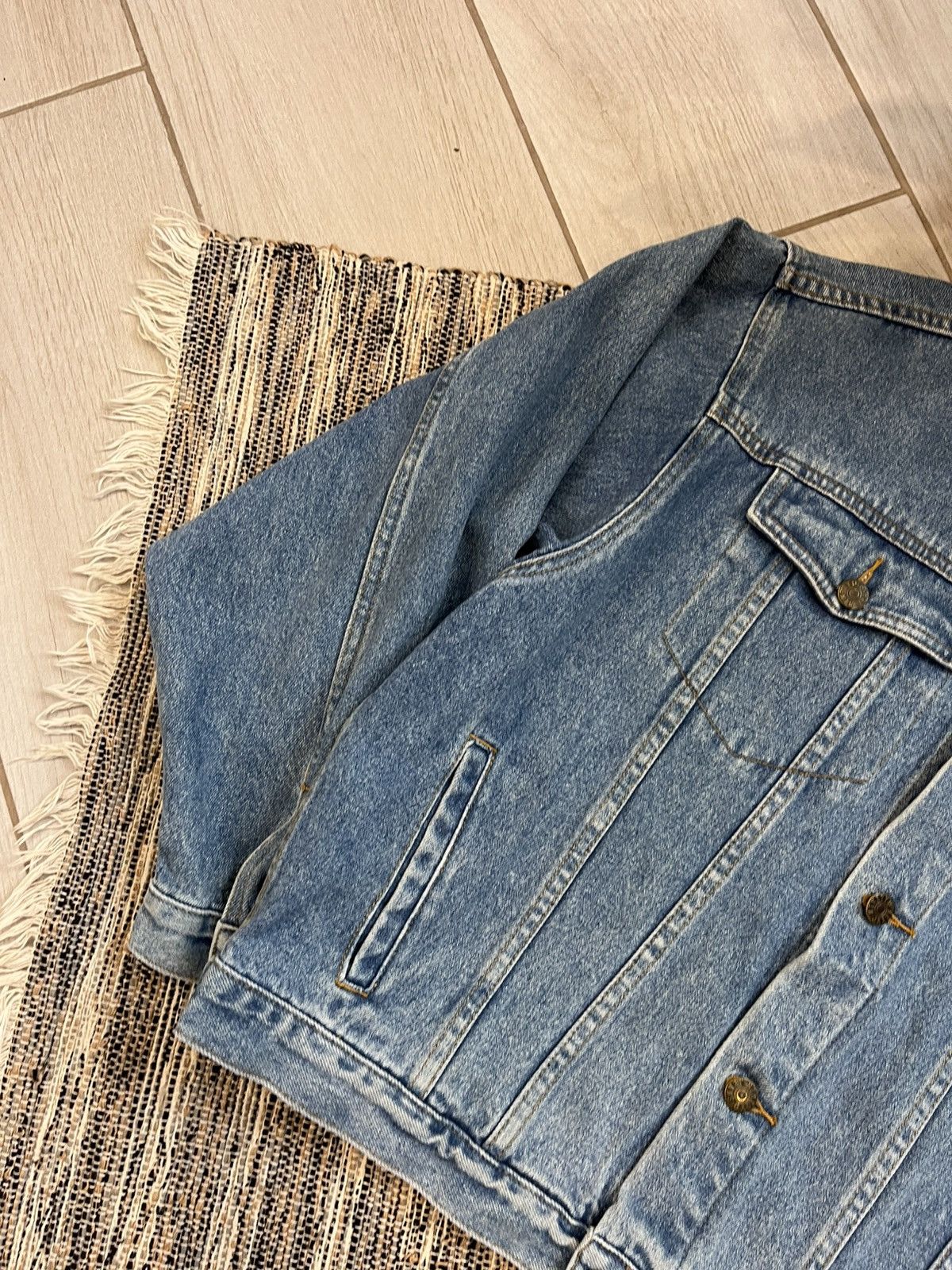 Levi's × Vintage Vintage ninty 9 Denim Jacket cropped workwear 90s Size US M / EU 48-50 / 2 - 3 Thumbnail