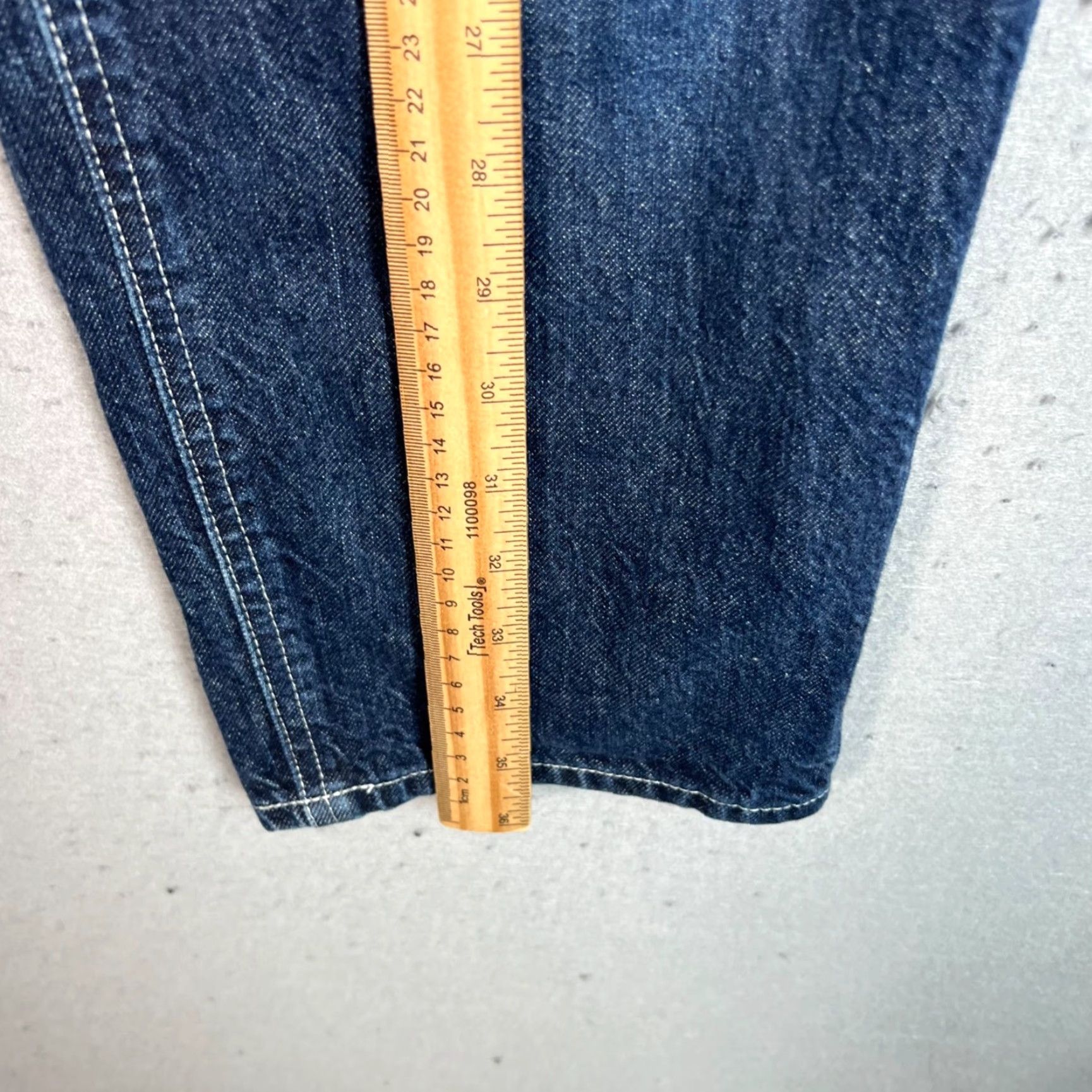 Uniqlo Uniqlo U Womens Size 25 High-Waist Straight-Leg Denim Jeans Blue Size 42" / US 20 - 6 Thumbnail