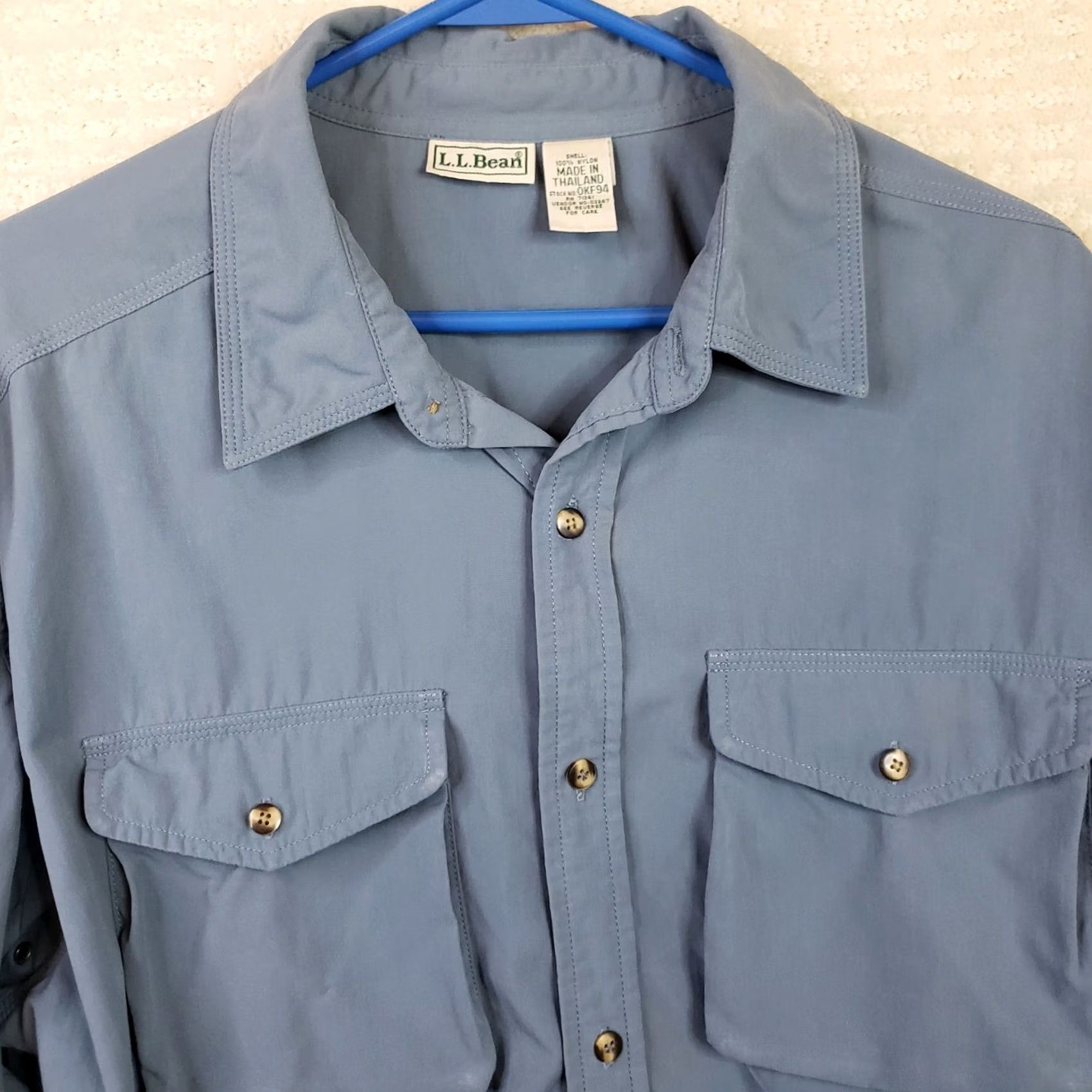 Vintage VINTAGE LL Bean Button-Up Shirt Mens L Blue Long Sleeve Collared Shirt Fold Tab Roll Up未 applicable Size US L / EU 52-54 / 3 - 3 Thumbnail