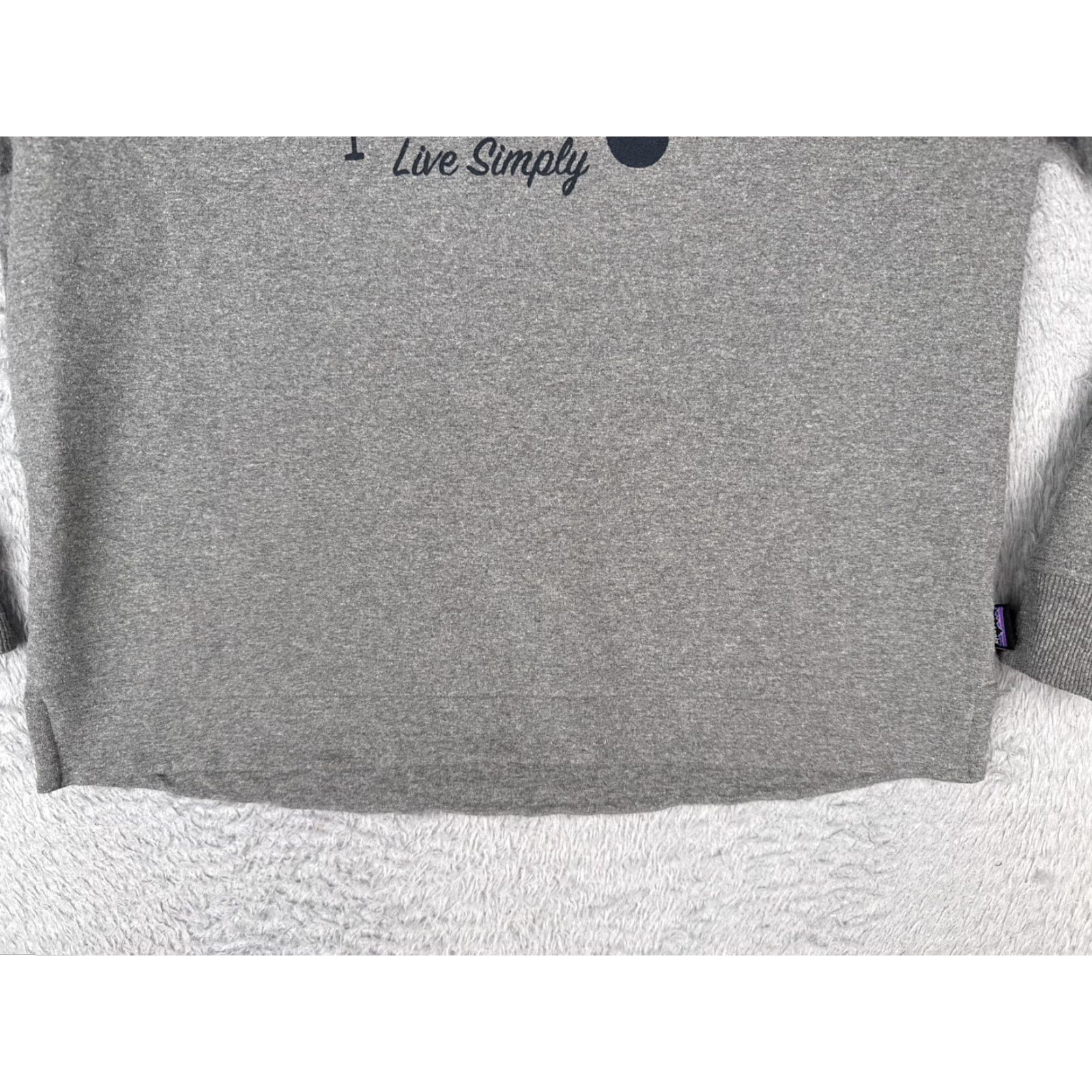 Patagonia Patagonia Sweatshirt Hoodie Womens Large Gray Crew Neck Teardrop Live Simply Camp Logo Pockets 3-Season Fleece Size L / US 10 / IT 46 - 5 Thumbnail