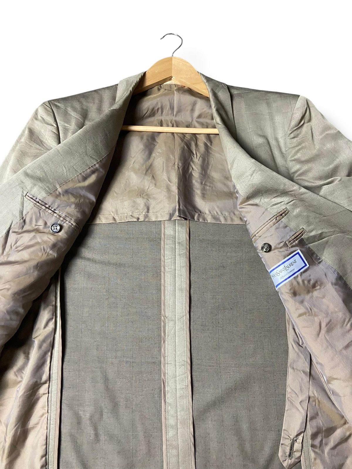 Yves Saint Laurent Yves Saint Laurent Double Breasted Blazer (139) Size US XXS / EU 40 - 3 Thumbnail