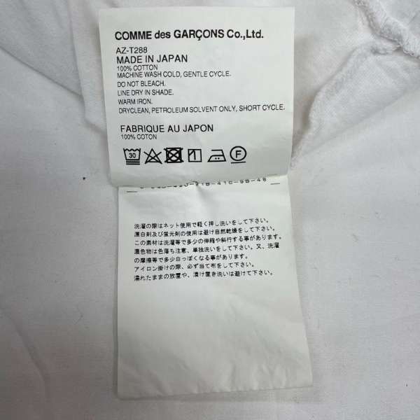 Comme des Garcons PLAY T-Shirts Cotton Short Sleeve Embroidered Heart White Size US L / EU 52-54 / 3 - 9 Thumbnail