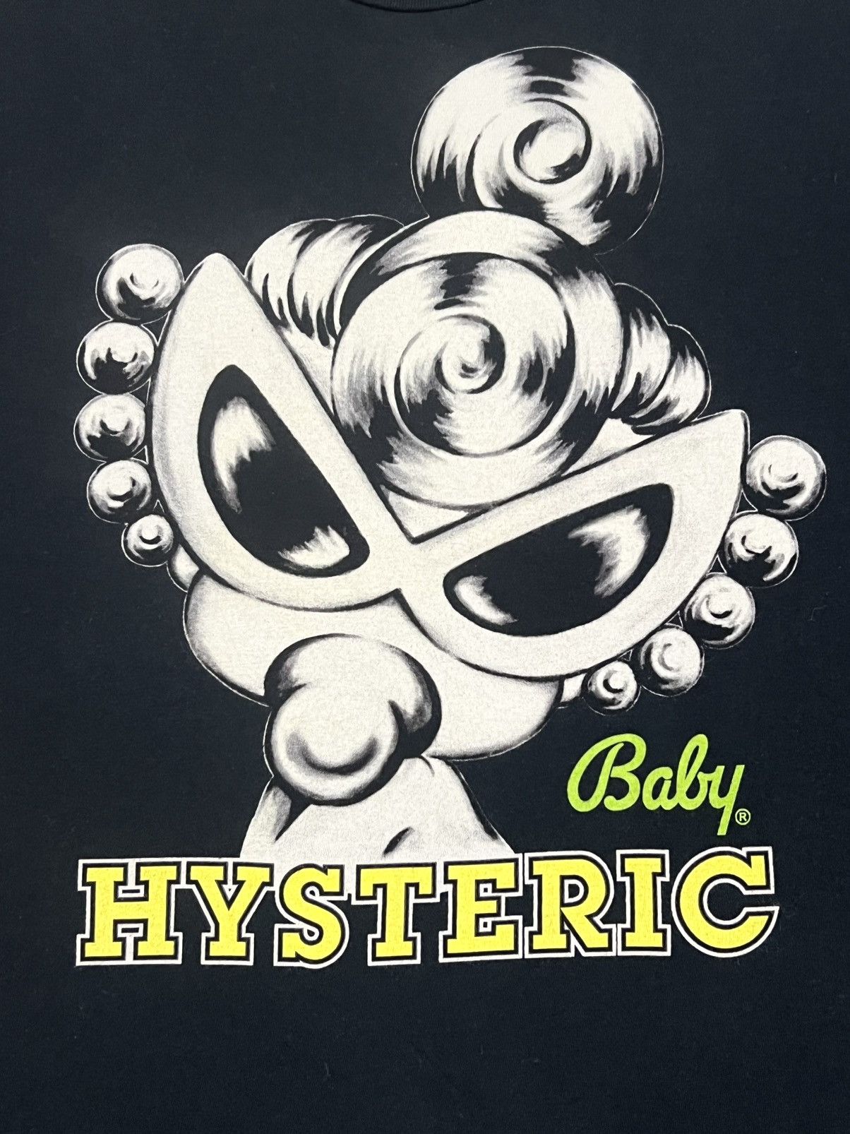 Hysteric Glamour Hysteric Glamour Baby Hysteric Graphic Japanese Brand Shirt Size US M / EU 48-50 / 2 - 2 Thumbnail