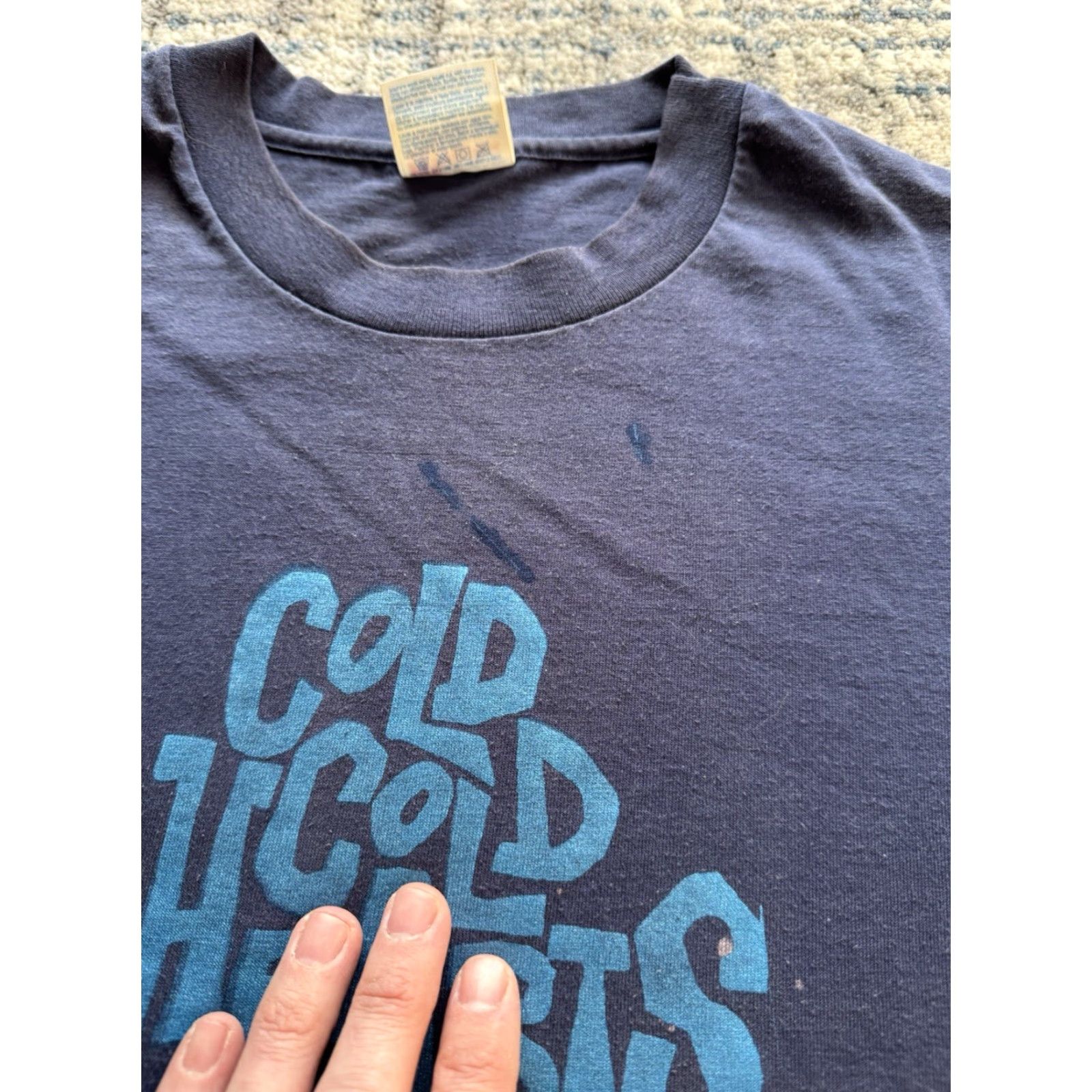 Hanes VINTAGE 1997 Cold Cold Hearts T Shirt Hanes Crew Neck Short Sleeve Blue Cotton 90s Band Punk Rock Logo Graphic Print Men L Mens Size US L / EU 52-54 / 3 - 6 Thumbnail