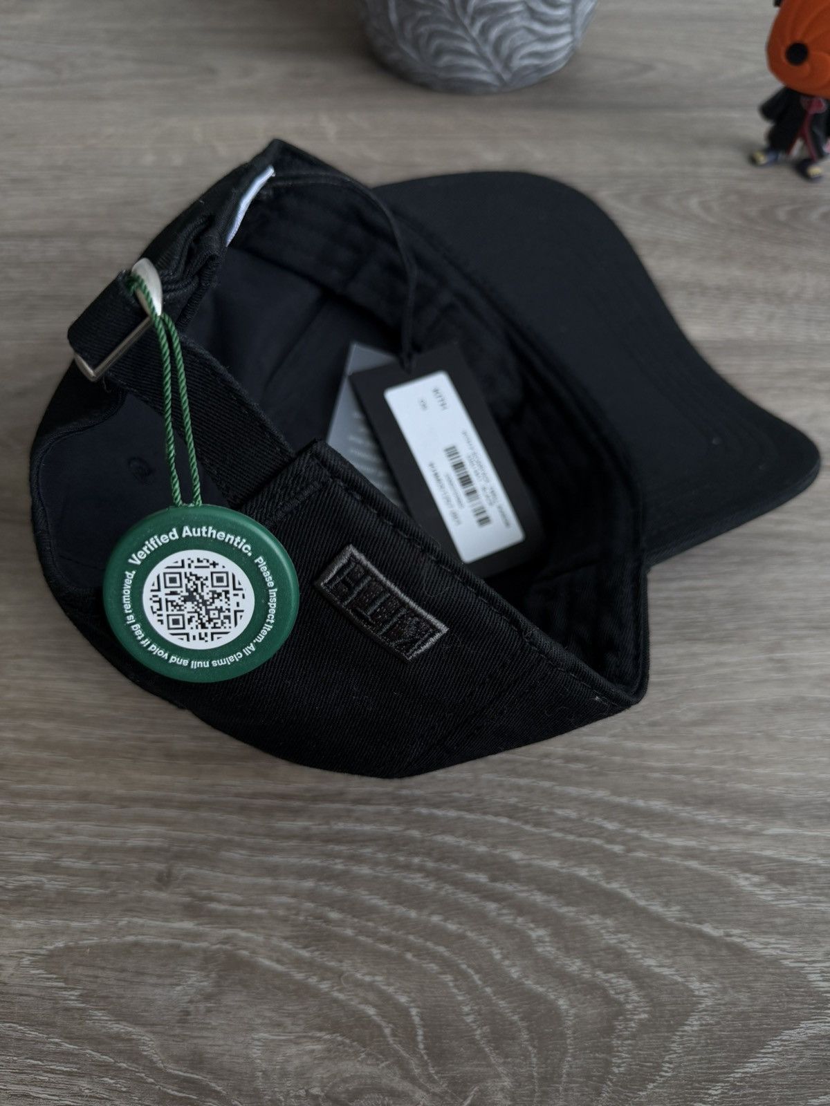Kith Kith x Scarface Twill Tonal Aaron Cap “The World Is Yours” Size ONE SIZE - 6 Thumbnail
