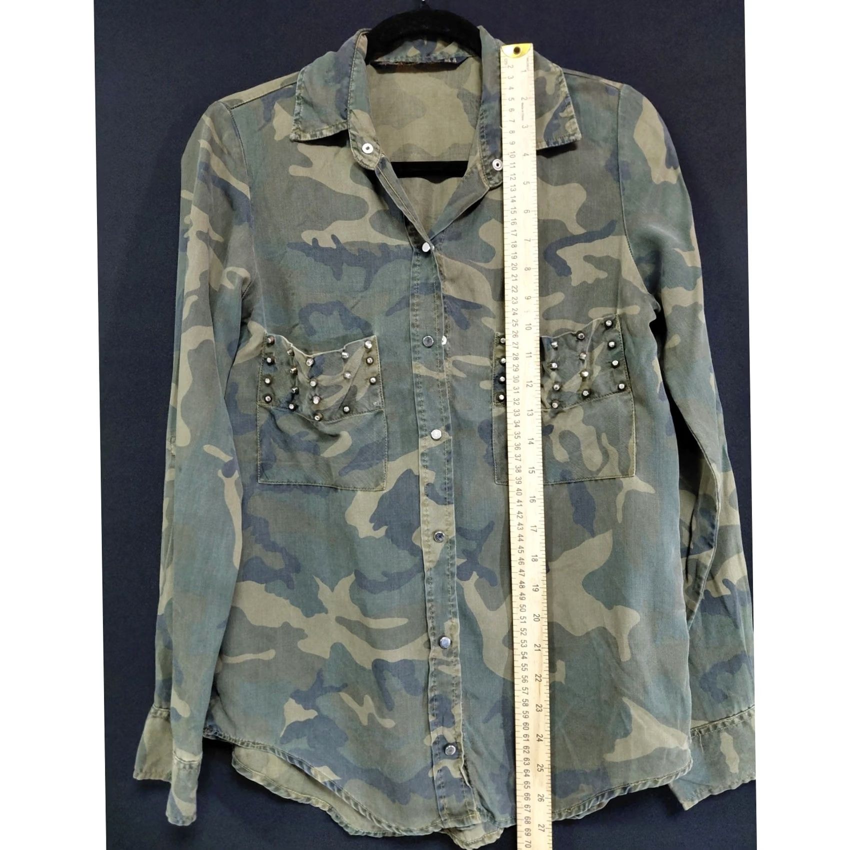 Zara Zara Woman Shirt Green Camouflage Studded Long Sleeve Collared Size M Womens Size M / US 6-8 / IT 42-44 - 6 Thumbnail