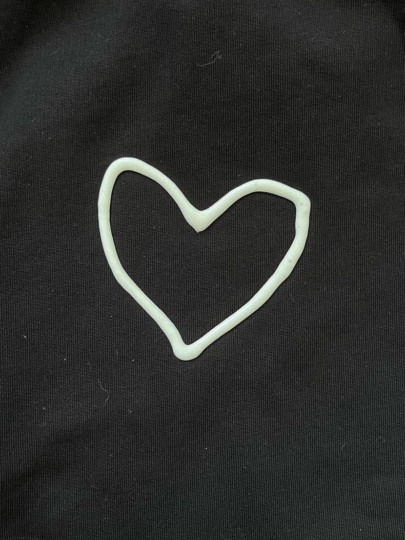 Balenciaga Balenciaga Heart Logo Hooded Sweatshirt-2506 Size US M / EU 48-50 / 2 - 3 Thumbnail