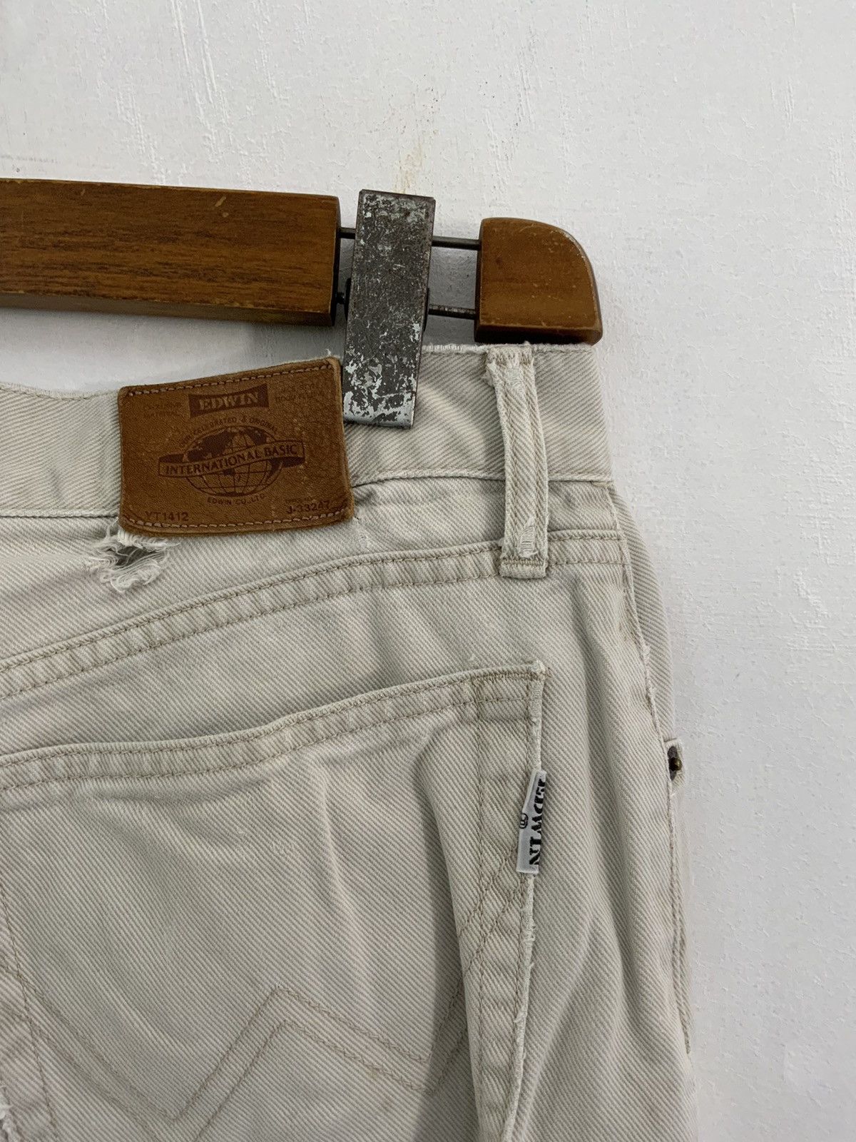 Edwin Vintage Edwin Japan Made Distressed Fade Jeans Size US 31 - 9 Thumbnail