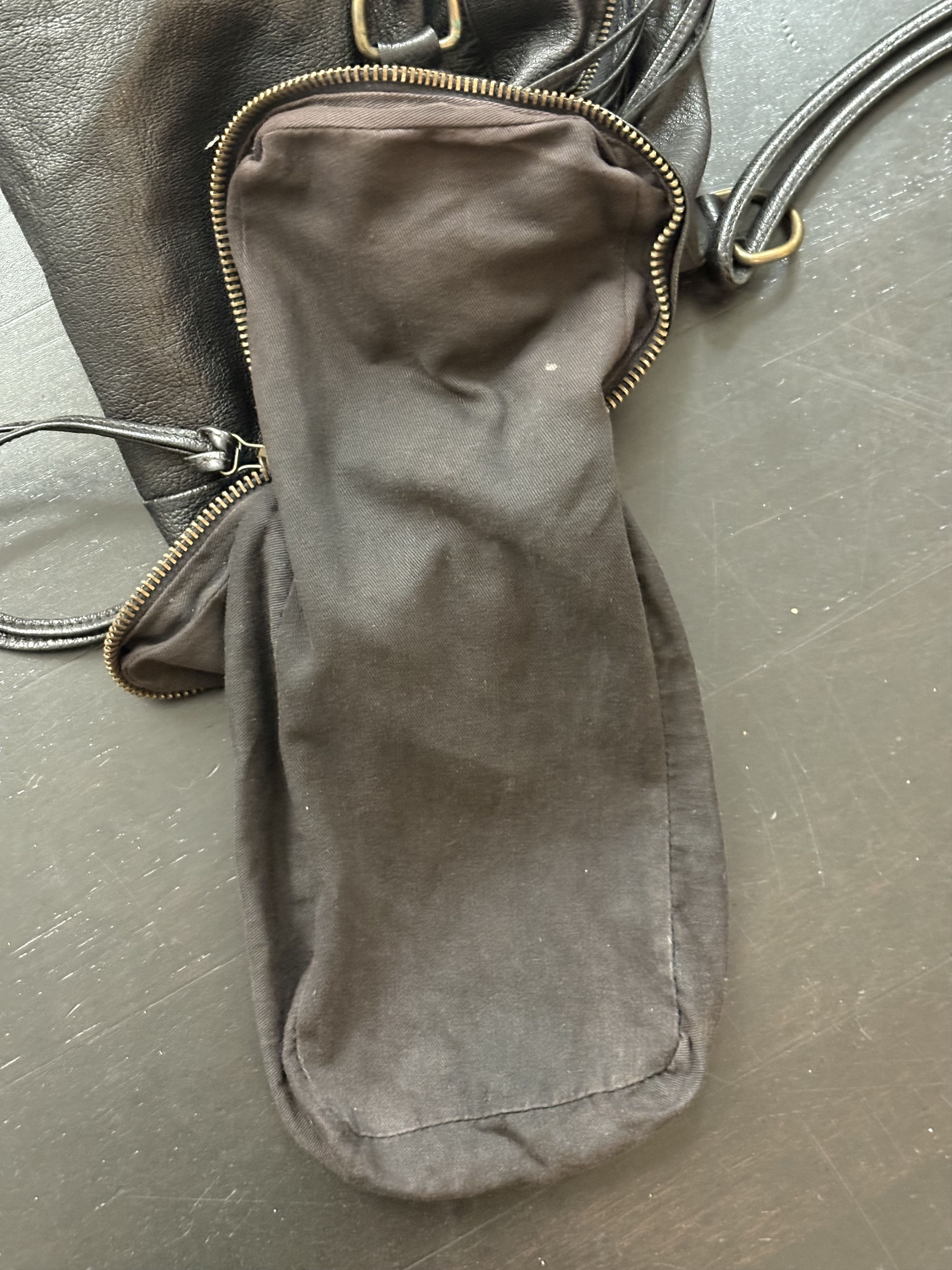 Maison Margiela Maison Margiela Black Leather Shoulder Bag Size ONE SIZE - 12 Thumbnail