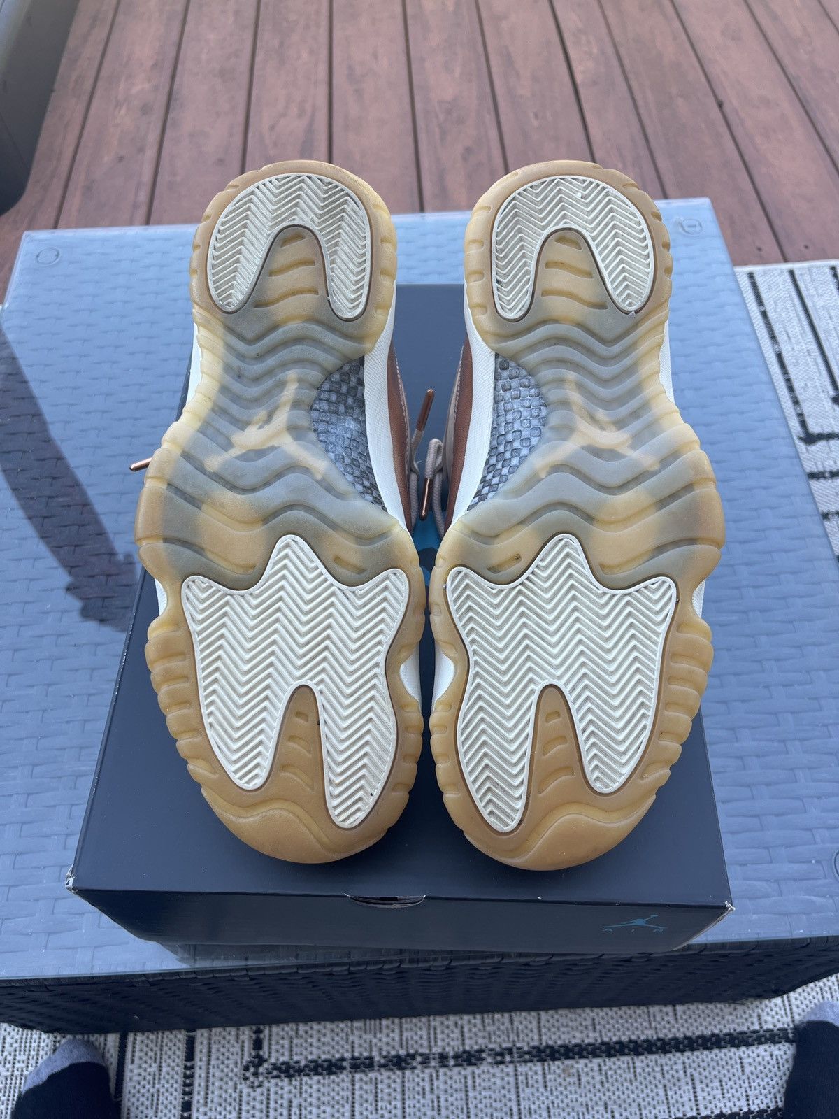 Jordan Brand Rose gold 11s Size US 10.5 / EU 43-44 - 6 Thumbnail