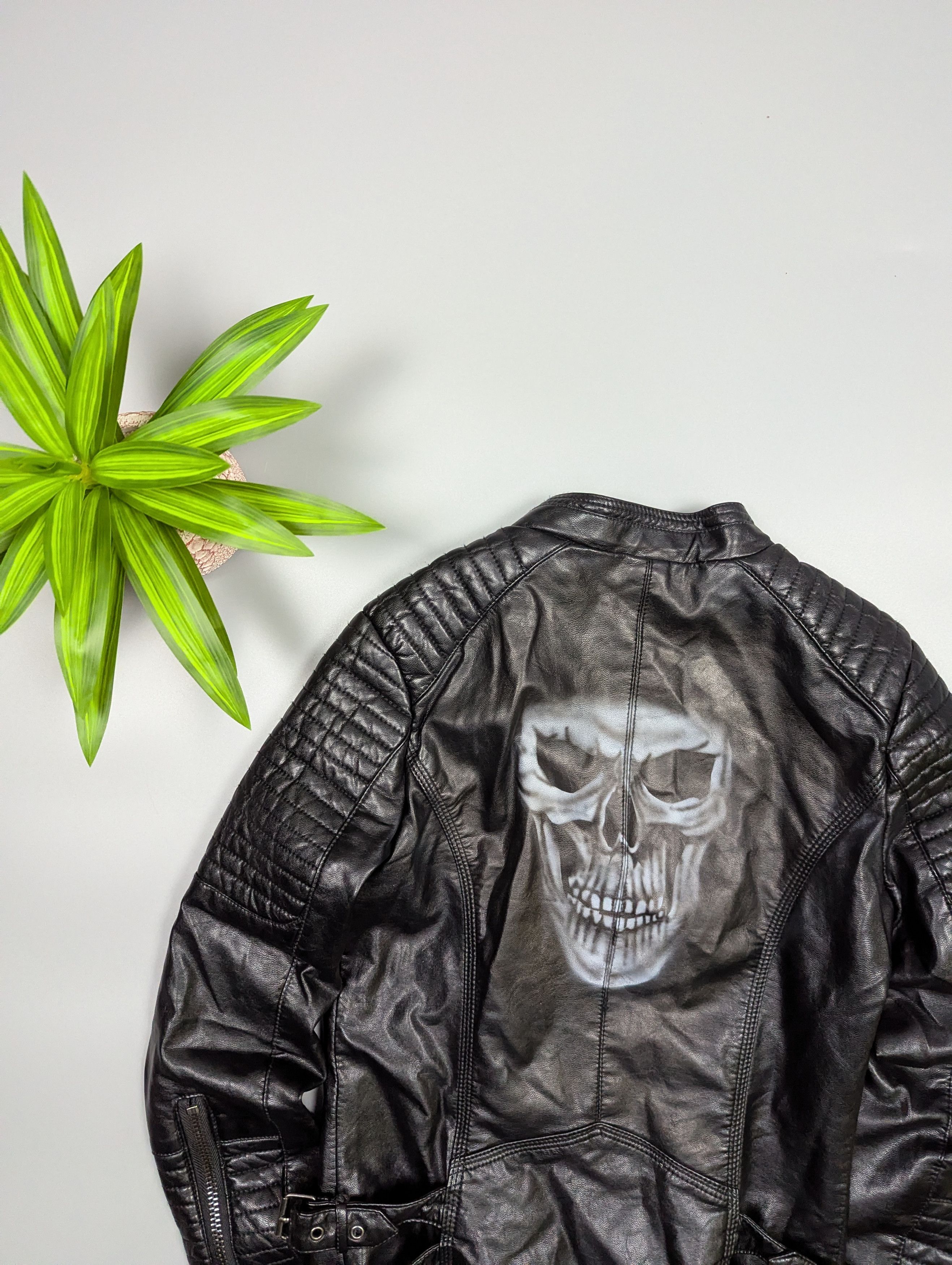 Other Women’s Black Motorcycle Biker Jacket with Skull Back Print Size S / US 4 / IT 40 - 4 Thumbnail