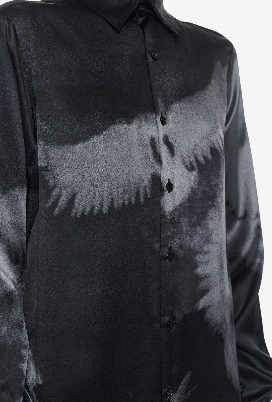 Ann Demeulemeester Ann Demeulemeester Rada Print Detail Silk Long Shirt Size XS / US 0-2 / IT 36-38 - 3 Thumbnail