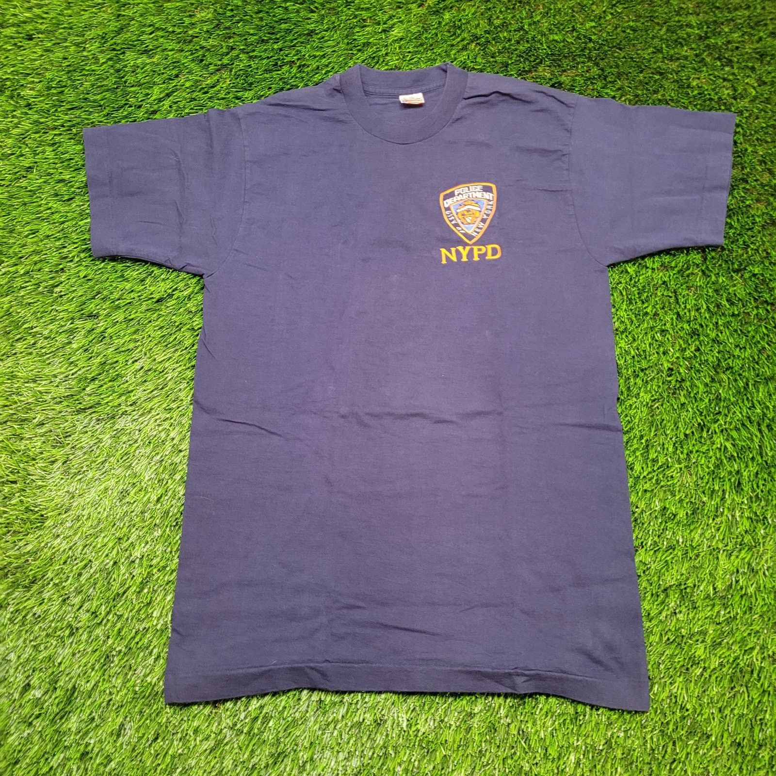 Fruit Of The Loom Vintage 90s NYPD Tee - Made in USA - L - Embroidered Size US L / EU 52-54 / 3 - 1 Thumbnail